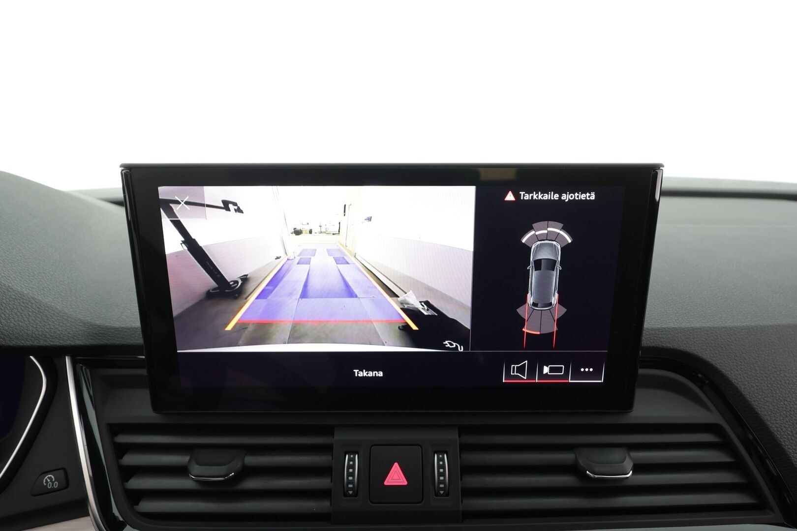 Audi Q5 2023 Advanced Progress 50 TFSI e 220 kW quattro S tronic * ACC / Koukku / Ilma-alusta / Sporttipenkit / LED / P.Kamera / Kaistavahti * - 1.Om Suomi-auto / Kahdet renkaat aluvanteilla - HULLUT AVAJAISHULINAT KORKOTARJOUS 3,29 %