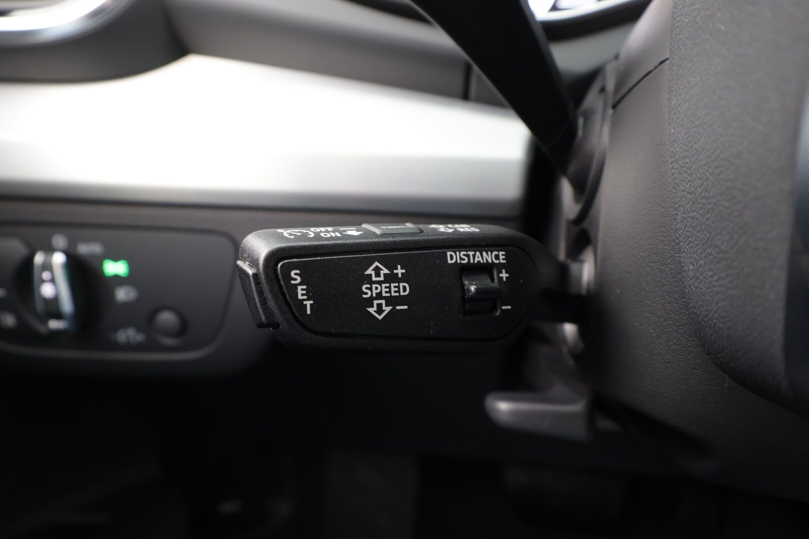 Audi Q5 2023 Advanced Progress 50 TFSI e 220 kW quattro S tronic - 1.Om Suomi-auto | ACC | Koukku | Ilma-alusta | Sporttipenkit | LED | P.Kamera | Kaistavahti 