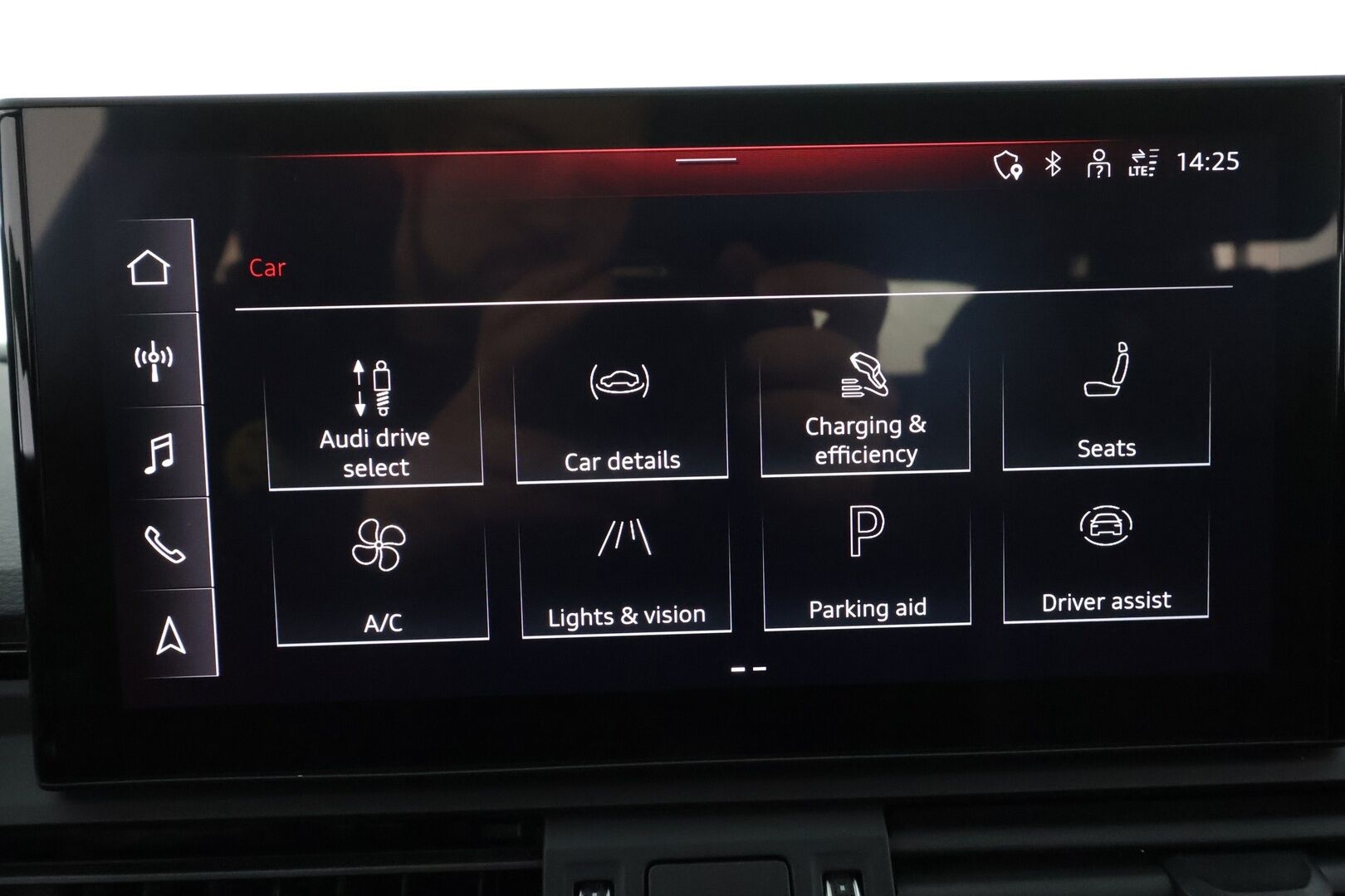 Audi Q5 2023 Advanced 50 TFSI e 220 kW quattro S tronic Electrified Edition - Ilma-alusta | Koukku | ACC | LED | Sportpenki1-om Suomi-auto | Kahdet renkaat aluvanteilla | 2x Latauskaapelit