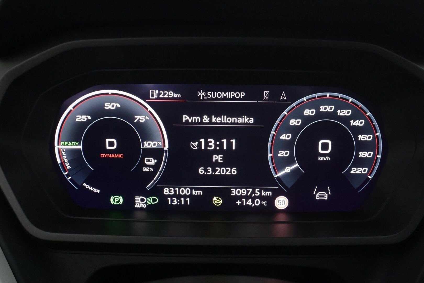 Audi Q4 e-tron 2023 Edition 40 e-tron * ACC / ILP / Koukku / Sonos Äänentoisto / P.Kamera / Sporttipenkit / LED * - 1.Om suomi-auto / Kahdet Renkaat