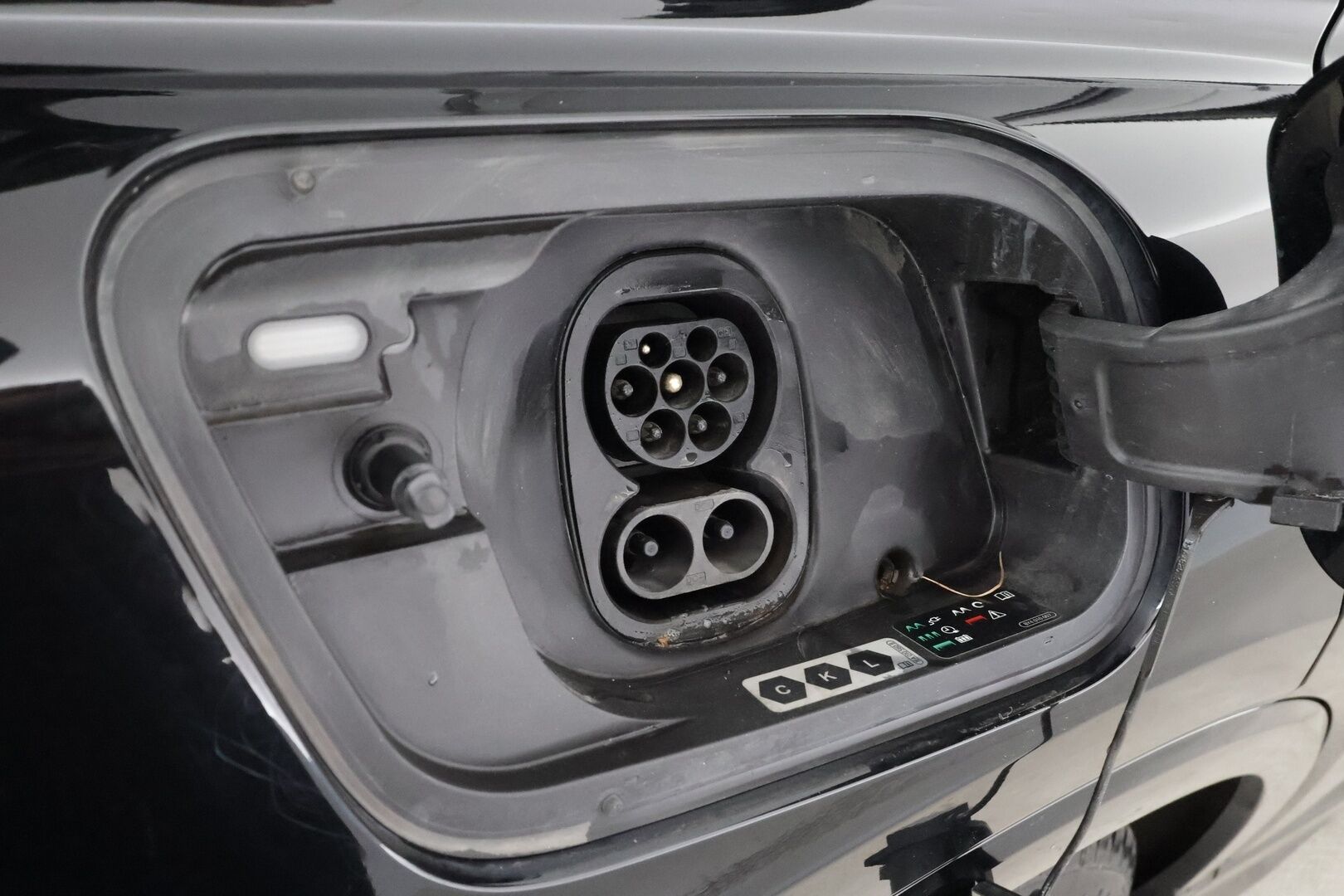 Audi Q4 e-tron 2023 Edition 40 e-tron * ACC / ILP / Koukku / Sonos Äänentoisto / P.Kamera / Sporttipenkit / LED * - 1.Om suomi-auto / Kahdet Renkaat