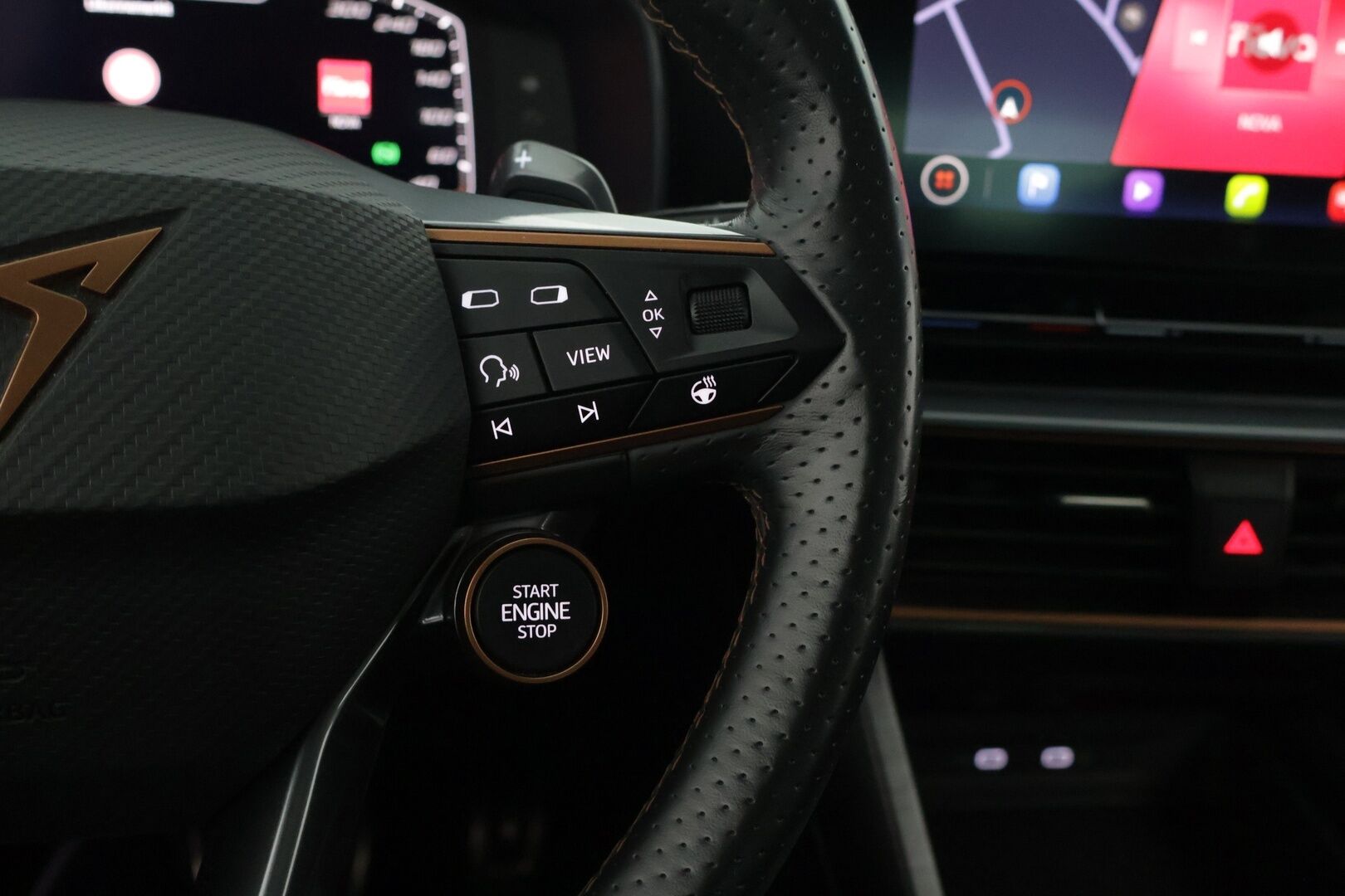 Cupra Leon 2021 1,4 PHEV 180 kW e-HYBRID DSG - * Adapt.vakkari / Digimittaristo / Kattoikkuna / P-Kamera / Lane assist / BLIS *
