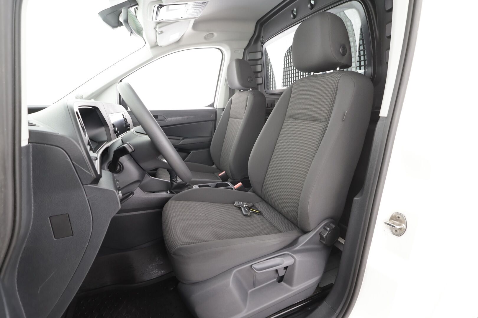 Volkswagen Caddy Maxi 2023 Cargo 2,0 TDI 90kW 4Motion * Vakkari / Lisävalo / Koukku / 1.Om Suomi-auto / Bluetooth *