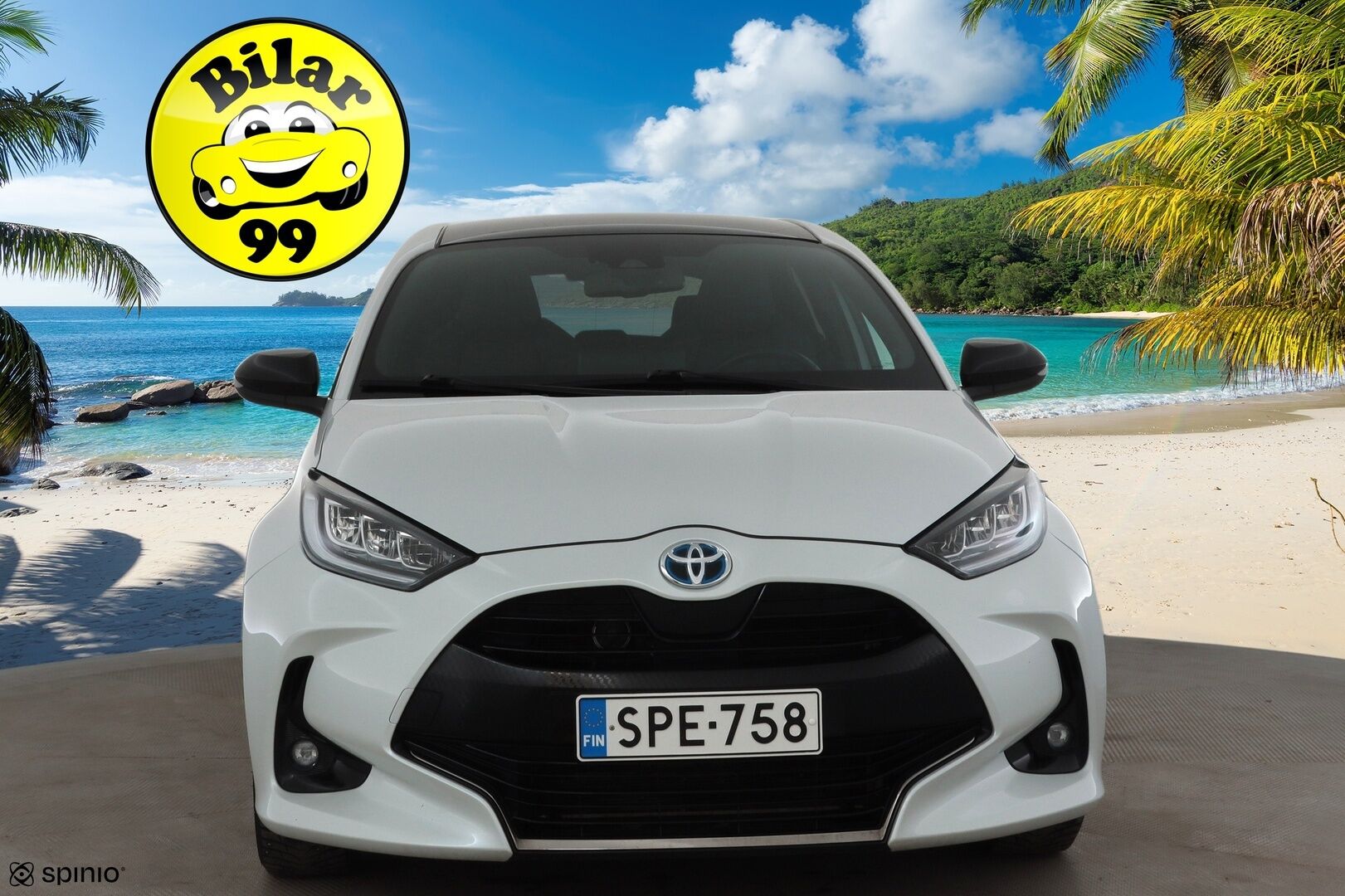 Toyota Yaris 2021 1,5 Hybrid Premium * ACC / Lasikatto / JBL / P.Kamera / LED / Puolinahat / Digimittaristo / KeylessGo * - Kahdet renkaat aluvanteilla / Merkkihuollettu / Huippuvarusteet