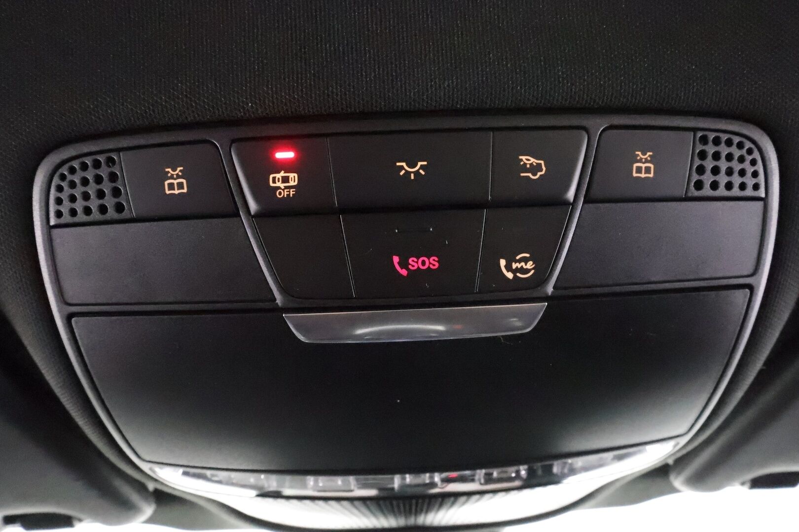 Mercedes-Benz GLC 2021 300 e 4MATIC A Business EQ Power AMG * Koukku / Distronic / Navi / Sportpenkit / LED-High Performance / P.kamera * - Akku kuntotarkastettu / Kahdet renkaat