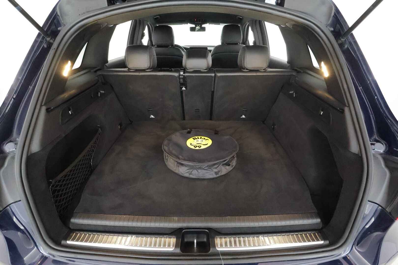 Mercedes-Benz GLC 2021 300 e 4MATIC A Business EQ Power AMG * Koukku / Distronic / Navi / Sportpenkit / LED-High Performance / P.kamera * - Akku kuntotarkastettu / Kahdet renkaat