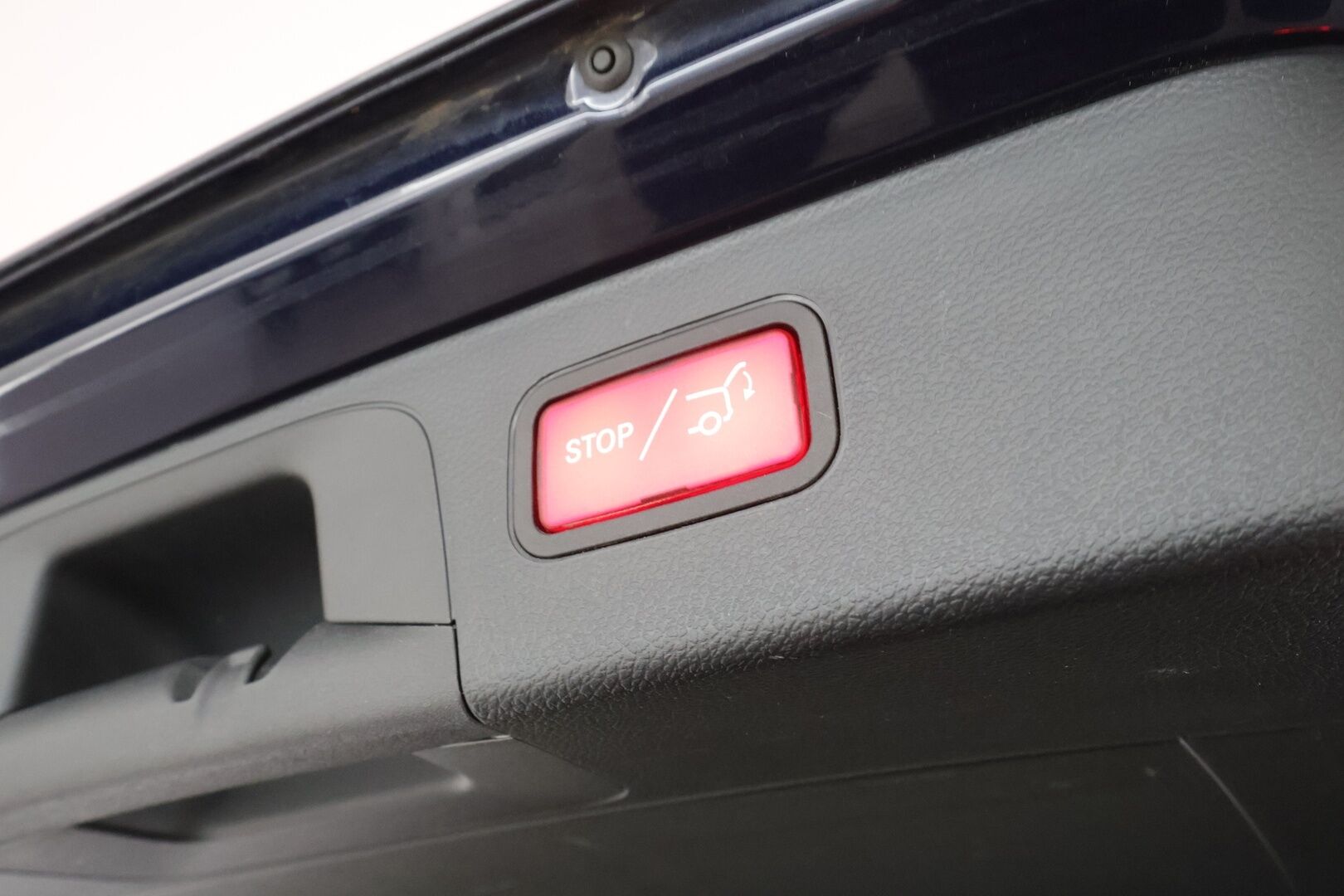 Mercedes-Benz GLC 2021 300 e 4MATIC A Business EQ Power AMG * Koukku / Distronic / Navi / Sportpenkit / LED-High Performance / P.kamera * - Akku kuntotarkastettu / Kahdet renkaat