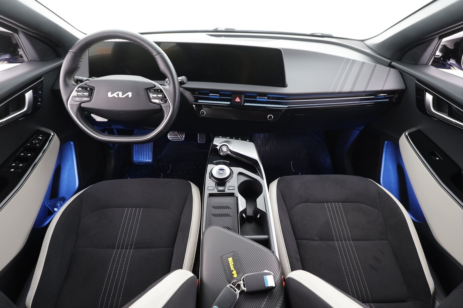 Kia EV6 2023 GT-Line AWD 77 kWh 325 hv * ACC / Koukku / Widescreen / Muistipenkki / P.kamera / Ilmastoidut Osanahat / Apple&Android * - 1.Om Suomi-auto / Kahdet Renkaat / Merkkihuollot - HULLUT AVAJAISHULINAT KORKOTARJOUS 3,29 %