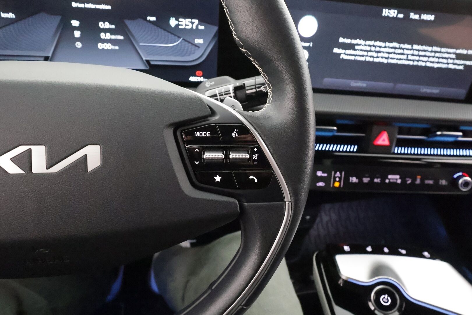 Kia EV6 2023 GT-Line AWD 77 kWh 325 hv * ACC / Koukku / Widescreen / Muistipenkki / P.kamera / Ilmastoidut Osanahat / Apple&Android * - 1.Om Suomi-auto / Kahdet Renkaat / Merkkihuollot - HULLUT AVAJAISHULINAT KORKOTARJOUS 3,29 %