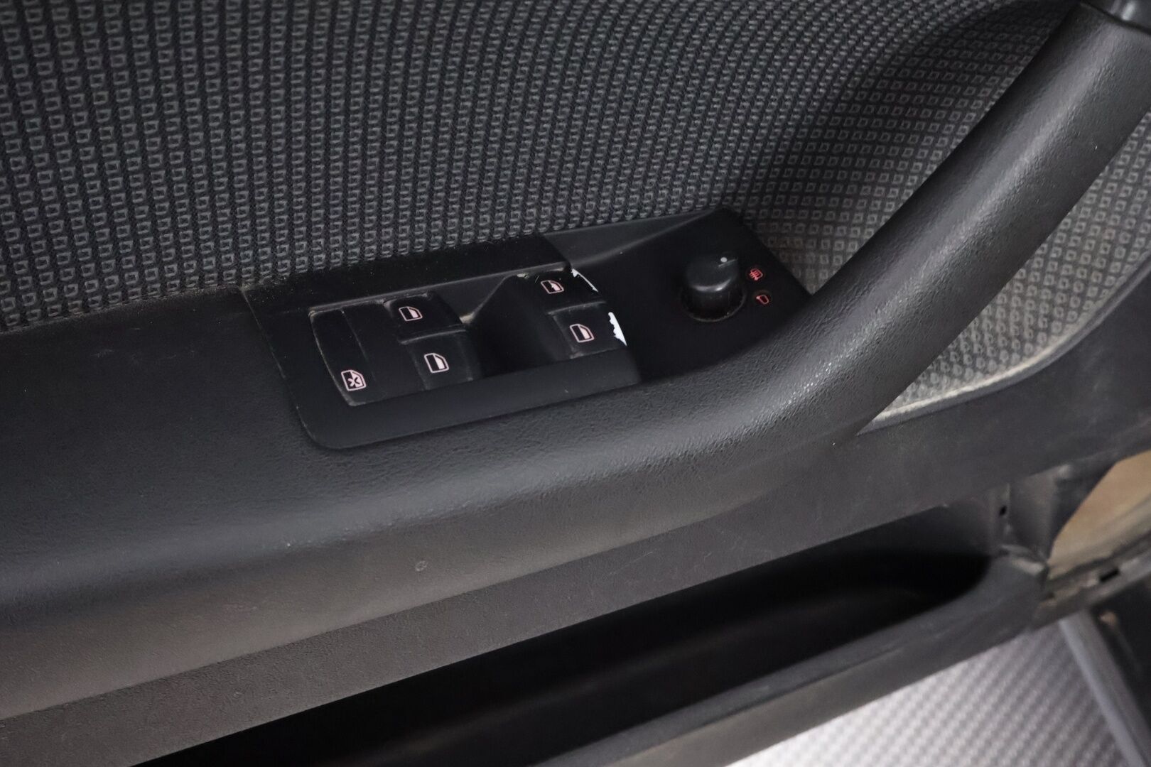 Audi A3 2006 - MYYDÄÄN HUUTOKAUPAT.COM! - MYYDÄÄN HUUTOKAUPAT.COM!