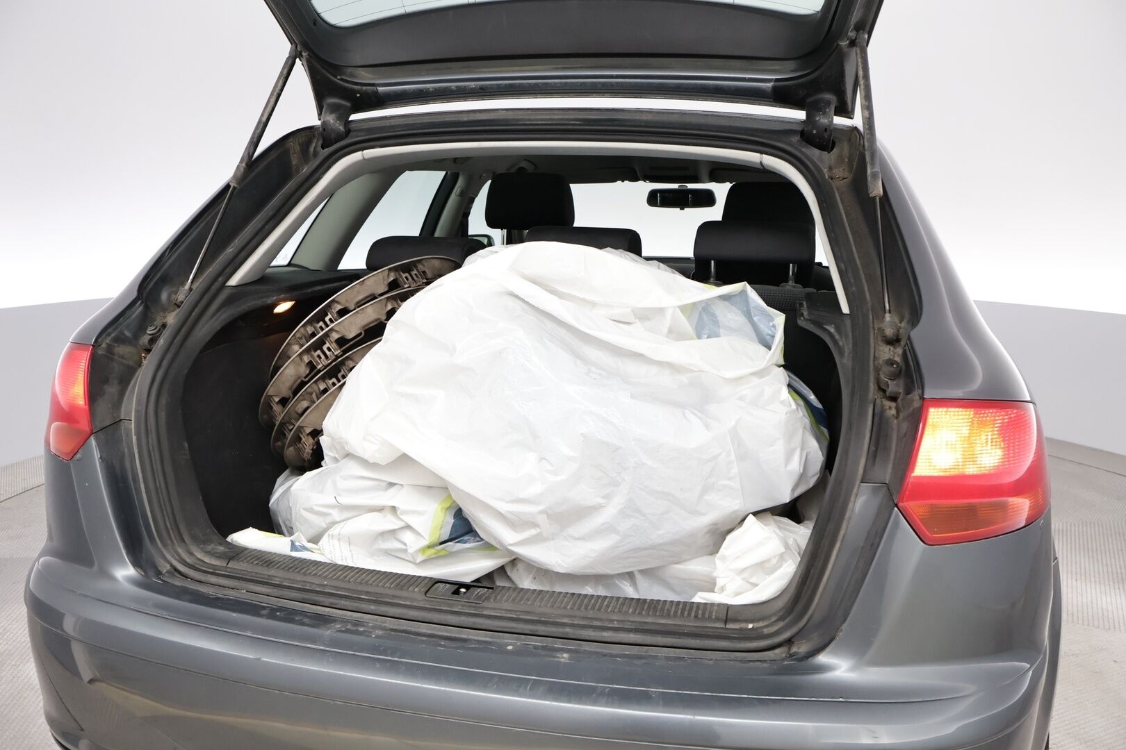 Audi A3 2006 - MYYDÄÄN HUUTOKAUPAT.COM! - MYYDÄÄN HUUTOKAUPAT.COM!