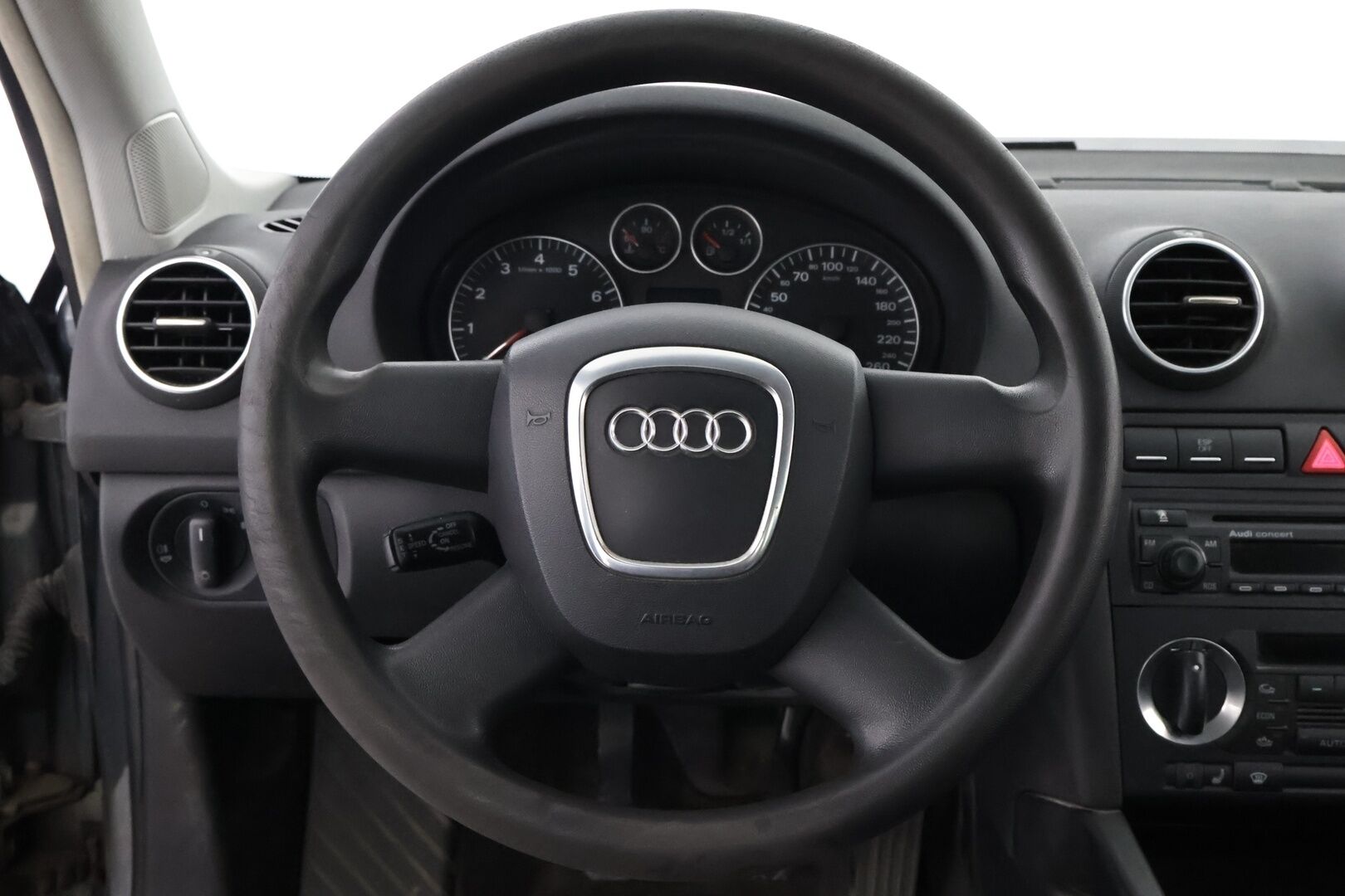 Audi A3 2006 - MYYDÄÄN HUUTOKAUPAT.COM! - MYYDÄÄN HUUTOKAUPAT.COM!