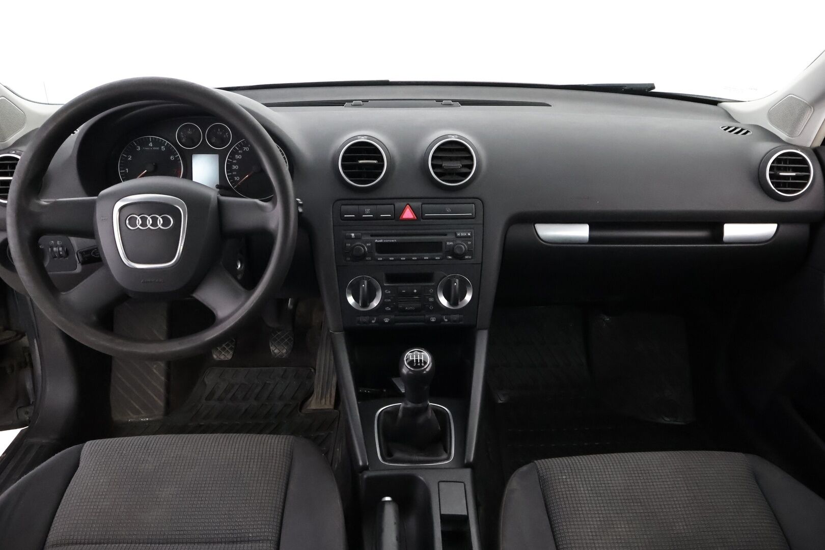 Audi A3 2006 - MYYDÄÄN HUUTOKAUPAT.COM! - MYYDÄÄN HUUTOKAUPAT.COM!