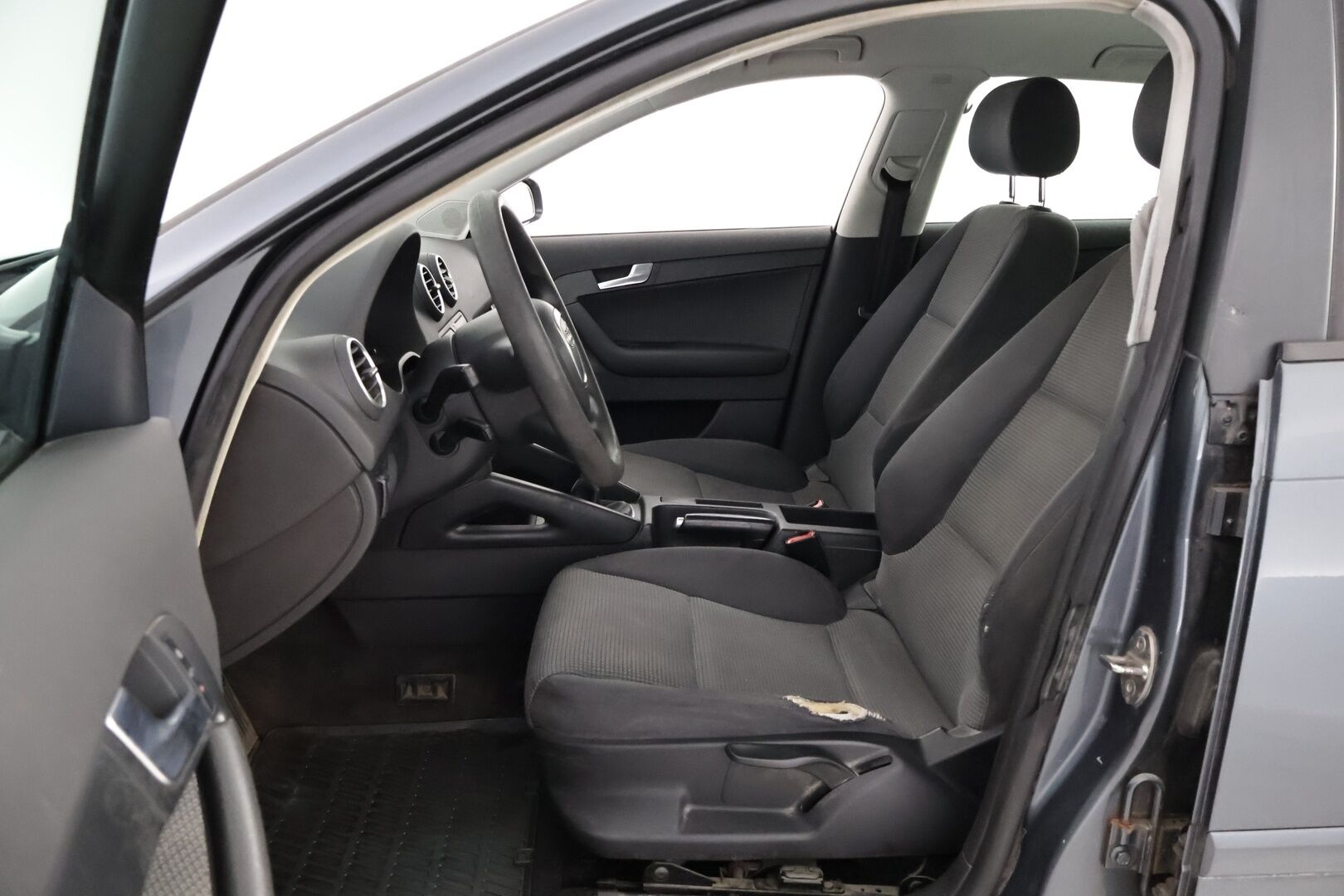 Audi A3 2006 - MYYDÄÄN HUUTOKAUPAT.COM! - MYYDÄÄN HUUTOKAUPAT.COM!