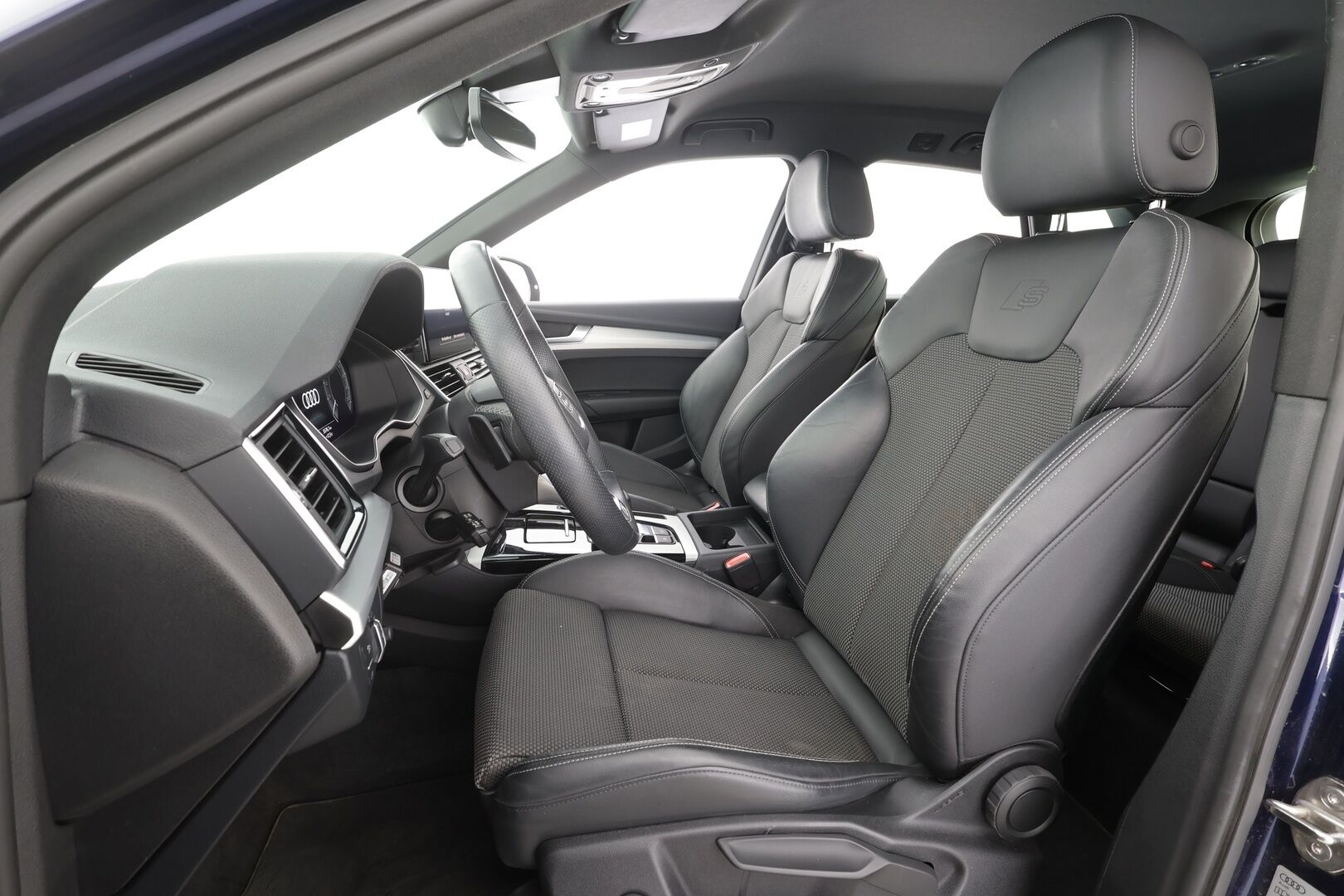 Audi Q5 2023 S line 50 TFSI e 220 kW quattro S tronic Electrified Edition - | ACC | P.Kamera | LED | Sporttipenkit | Apple&Android | Puolinahat | 1.Om Suomi-auto | Kahdet Renkaat |