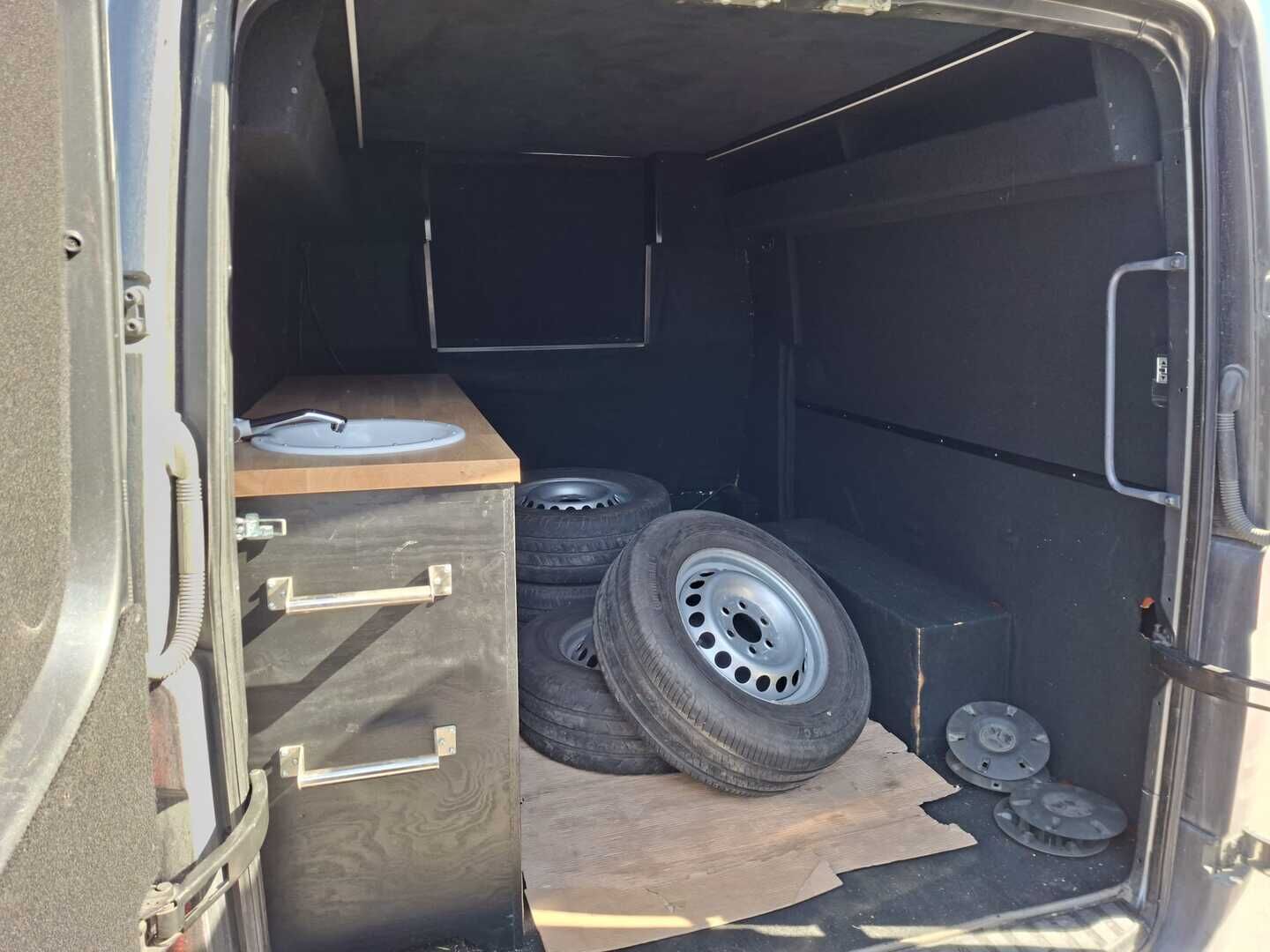 Mercedes-Benz Sprinter 2015 316CDI-3,5/43K keskipitkä A2 - Kamera | Ei Adblue | Android soitin | Markiisi | Teltta | Aurinkopaneeli | TV | Invertteri | Vakionopeudensäädin | Lisävalot | P-Kamera | Lohko s.pistokkeella