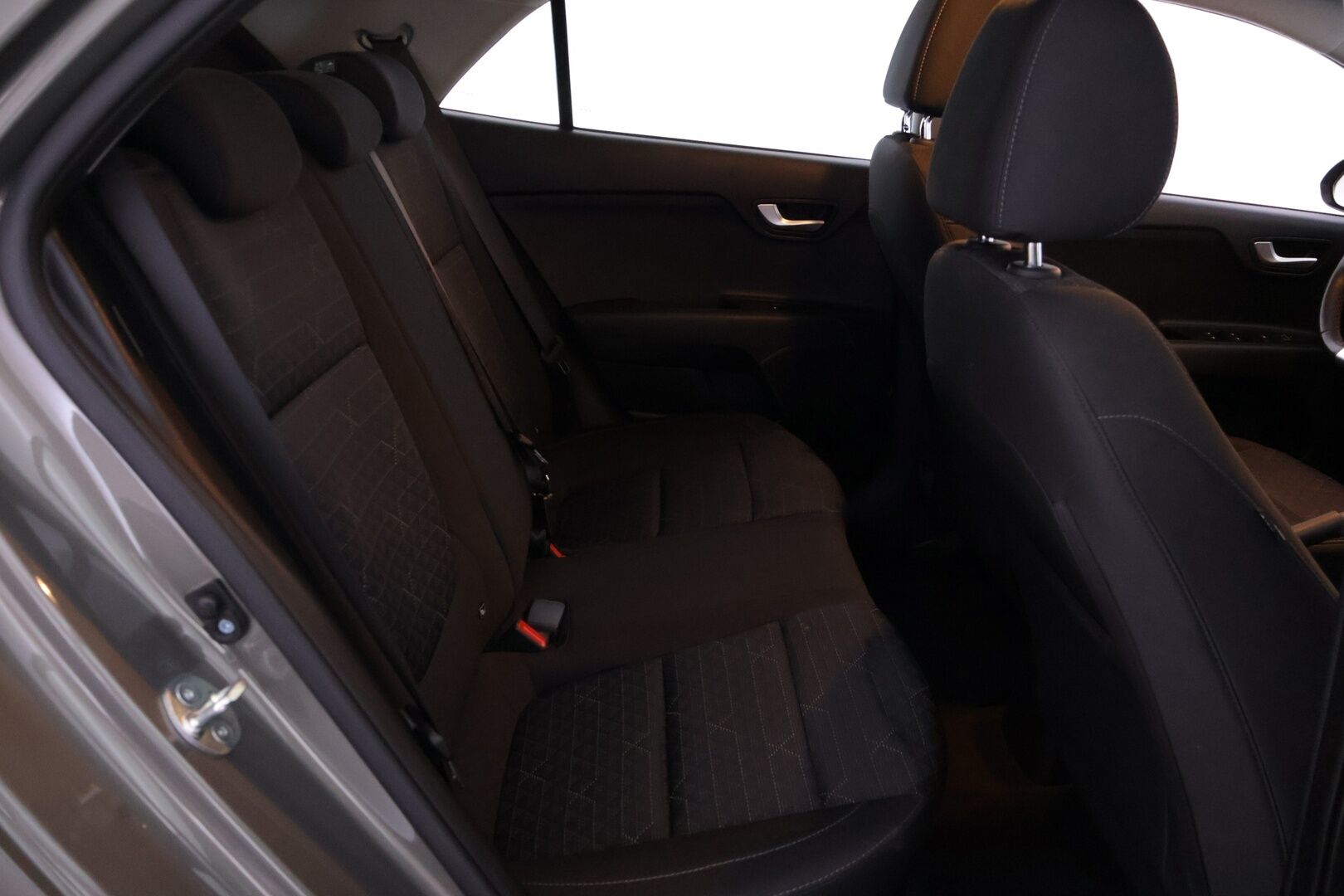 Kia Rio 2023 1,2 LX *Vetokoukku / Ratinlämmitin / Bluetooth / Vakionopeudensäädin / 2x Renkaat ja vanteet* - 1-omisteinen Suomi-auto / Merkkihuollettu / Kahdet huippurenkaat - HULLUT JOULUT KORKOTARJOUS 2,49% 