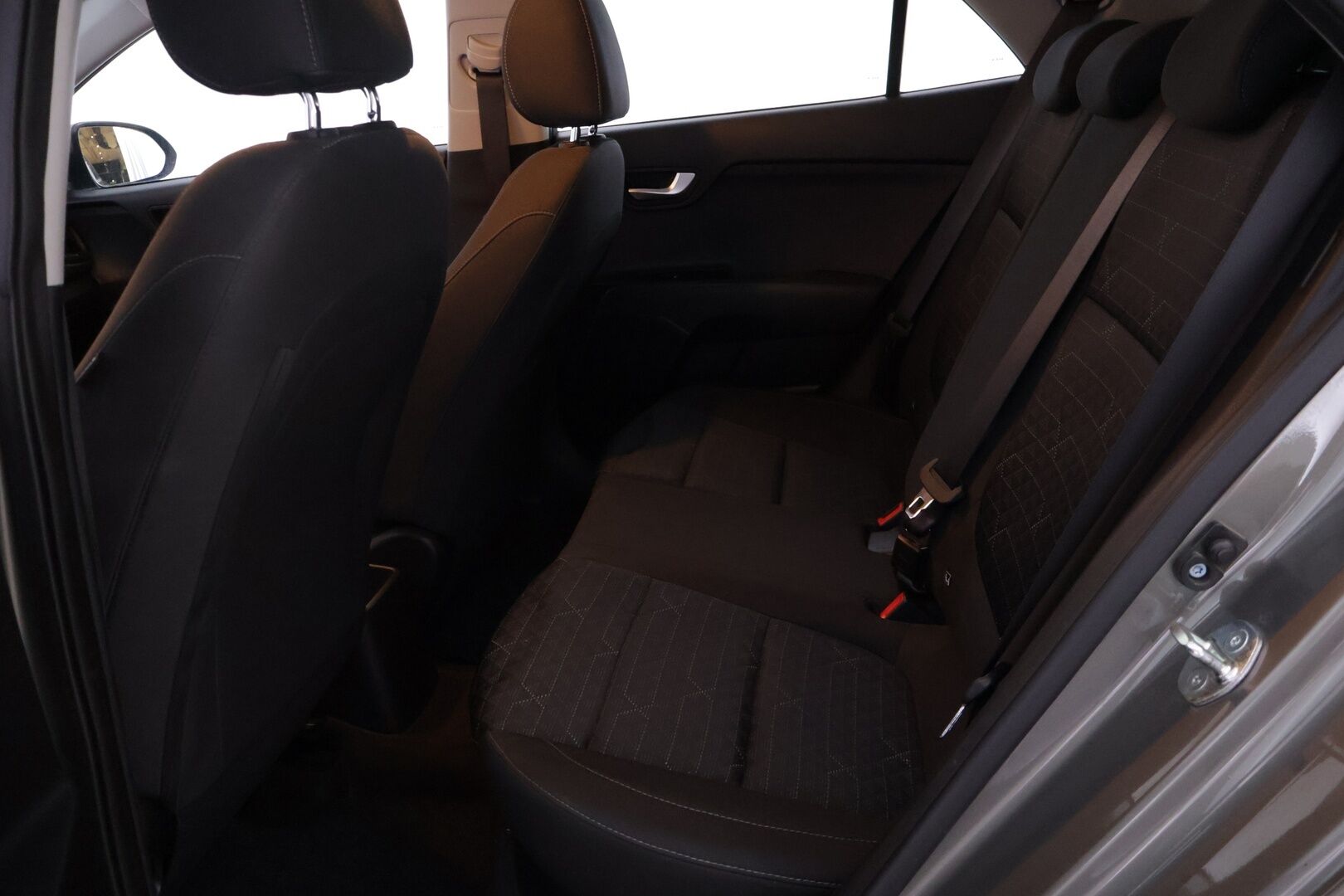 Kia Rio 2023 1,2 LX *Vetokoukku / Ratinlämmitin / Bluetooth / Vakionopeudensäädin / 2x Renkaat ja vanteet* - 1-omisteinen Suomi-auto / Merkkihuollettu / Kahdet huippurenkaat - HULLUT JOULUT KORKOTARJOUS 2,49% 