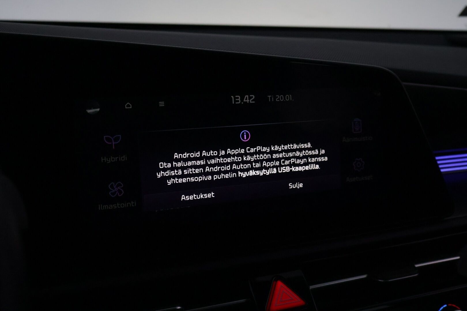 Kia Niro 2023 1,6 GDI Hybrid EX DCT * 1.Om Suomi-auto / Adapt. vak / Sähköpenkki / Puolinahat / Ohjausavustin  / Lohkolämmitin* - Juuri huollettu! / Keyless Go / Peruutuskamera / Kaukovaloautomatiikka / Raintlämmitin / Kia Connect 