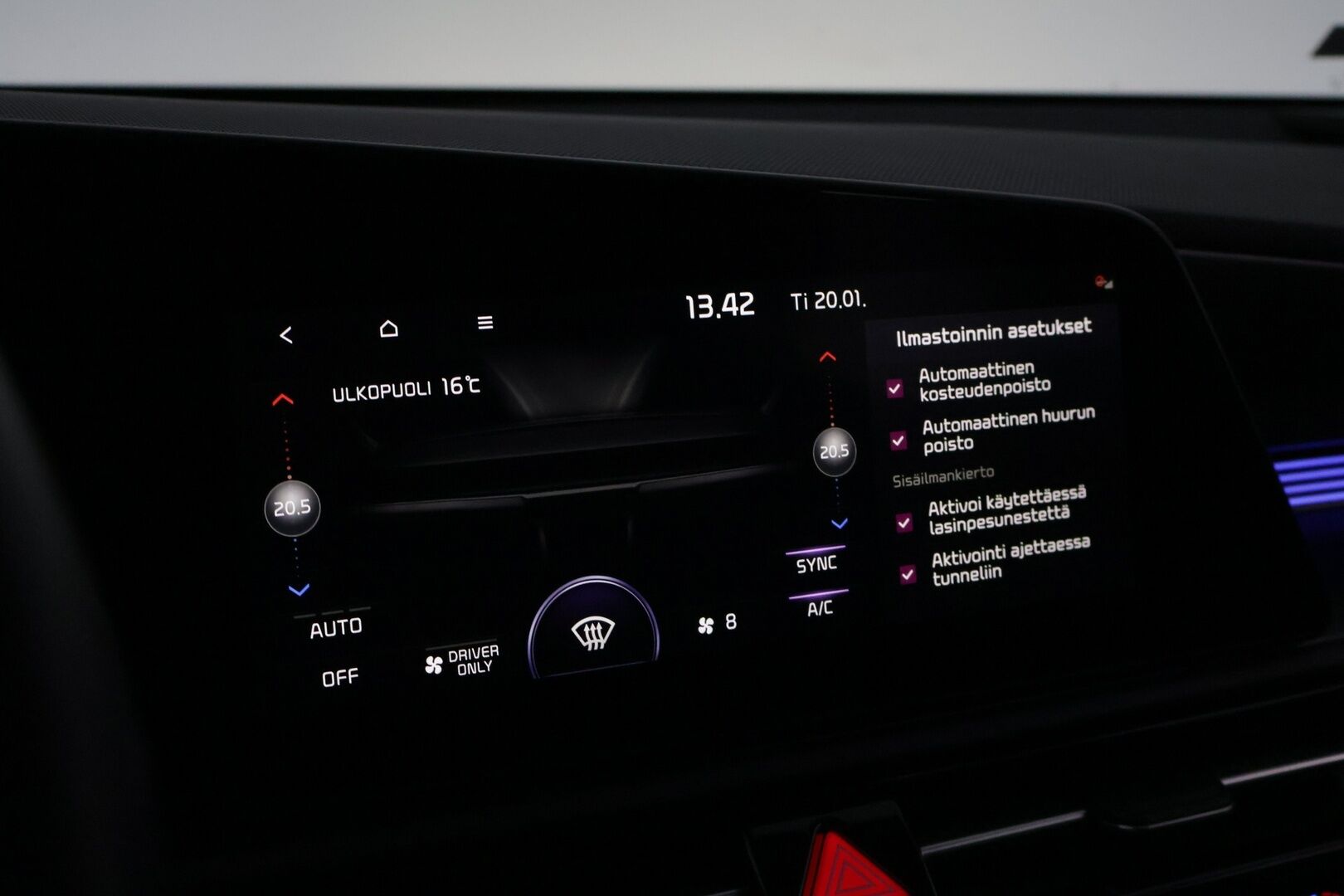 Kia Niro 2023 1,6 GDI Hybrid EX DCT * 1.Om Suomi-auto / Adapt. vak / Sähköpenkki / Puolinahat / Ohjausavustin  / Lohkolämmitin* - Juuri huollettu! / Keyless Go / Peruutuskamera / Kaukovaloautomatiikka / Raintlämmitin / Kia Connect 