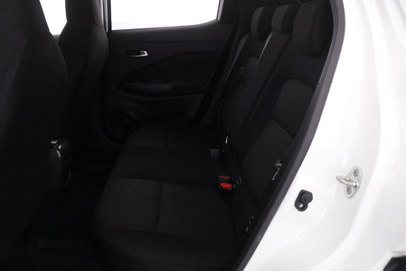 Nissan Juke 2023 DIG-T 114HP 7DCT Acenta Comfort Pack + Navi MY23 - 1. Om Suomi-auto | Merkkihuollettu | Vakkari | P.kamera | Carplay | Navi | 2x renkaat
