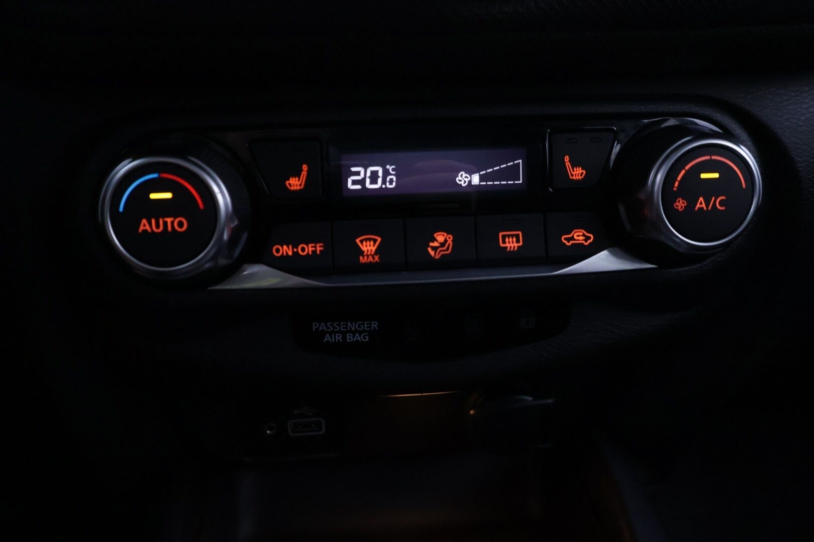 Nissan Juke 2023 DIG-T 114HP 7DCT Acenta Comfort Pack + Navi MY23 - 1. Om Suomi-auto | Merkkihuollettu | Vakkari | P.kamera | Carplay | Navi | 2x renkaat