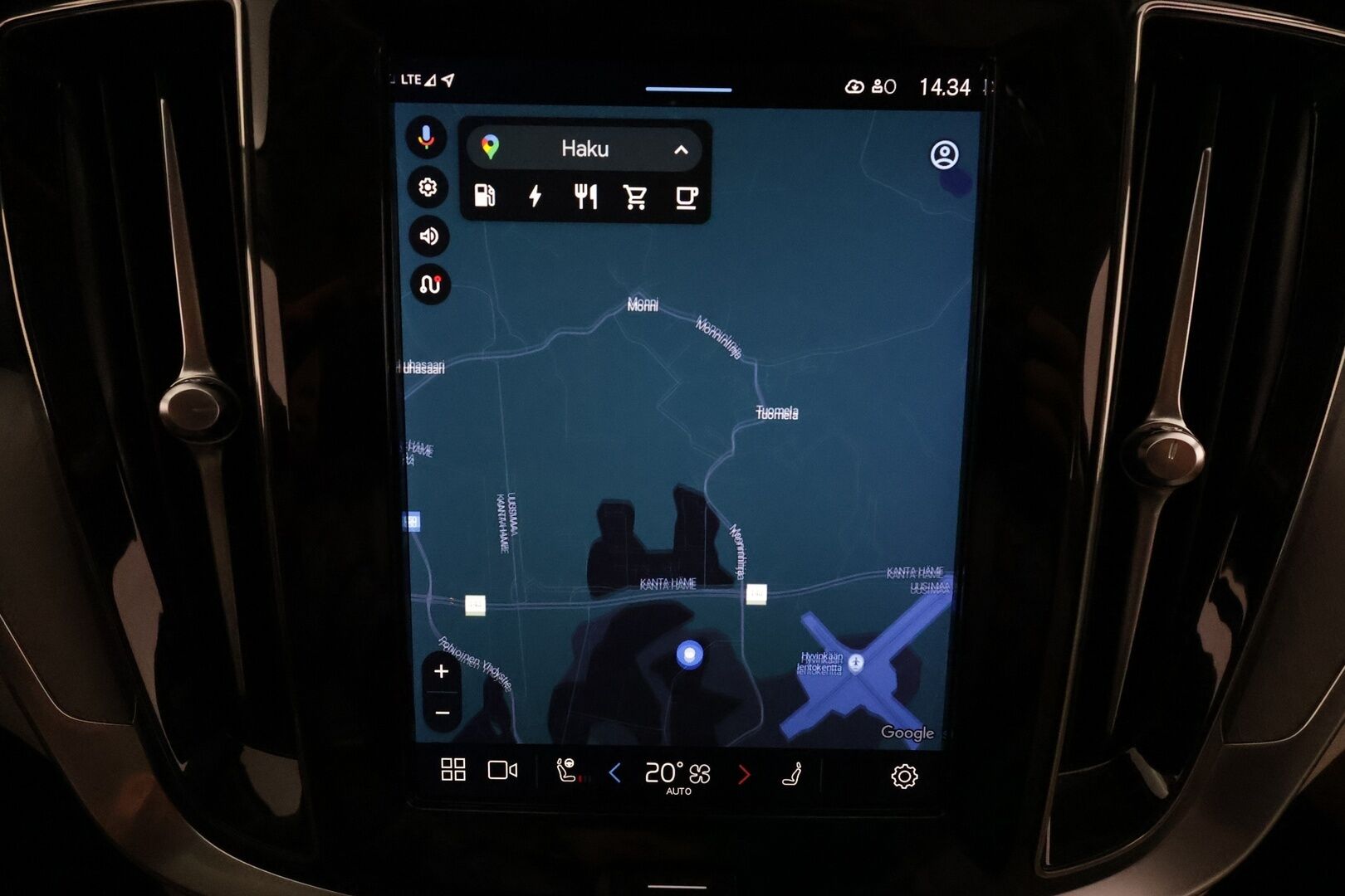 Volvo V60 2024 T8 AWD Long Range High Performance Plus Dark aut **H&K / Koukku / ACC / Full-LED / P.Kamera / Sporttinahat Muistilla** - *Akku kuntotarkastettu SoH 99,3% / Kahdet Renkaat / Merkkihuollettu!*