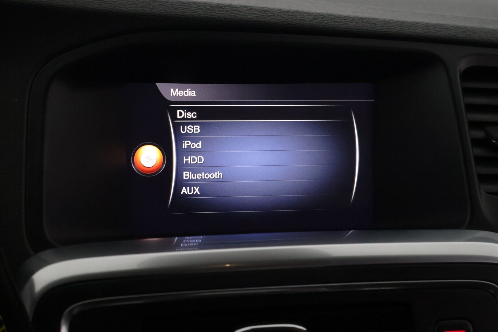 Volvo V60 2018 D5 AWD Twin Engine Classic Summum *ACC / Webasto / Navi / Keyless / VOC / Nahat* - *Myydään juuri huollettuna!* - HULLUT JOULUT KORKOTARJOUS 2,49% 