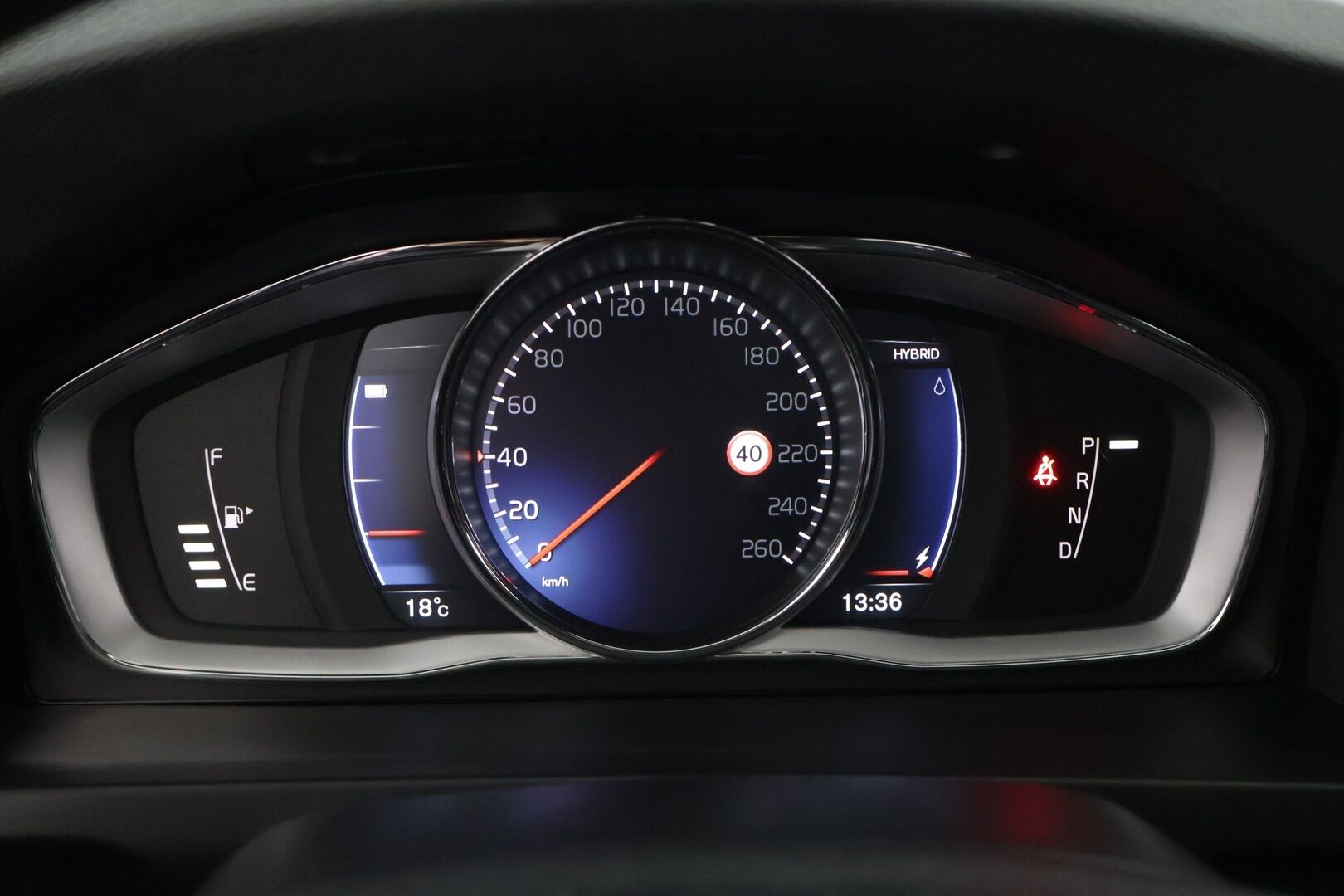 Volvo V60 2018 D5 AWD Twin Engine Classic Summum *ACC / Webasto / Navi / Keyless / VOC / Nahat* - *Myydään juuri huollettuna!* - HULLUT JOULUT KORKOTARJOUS 2,49% 