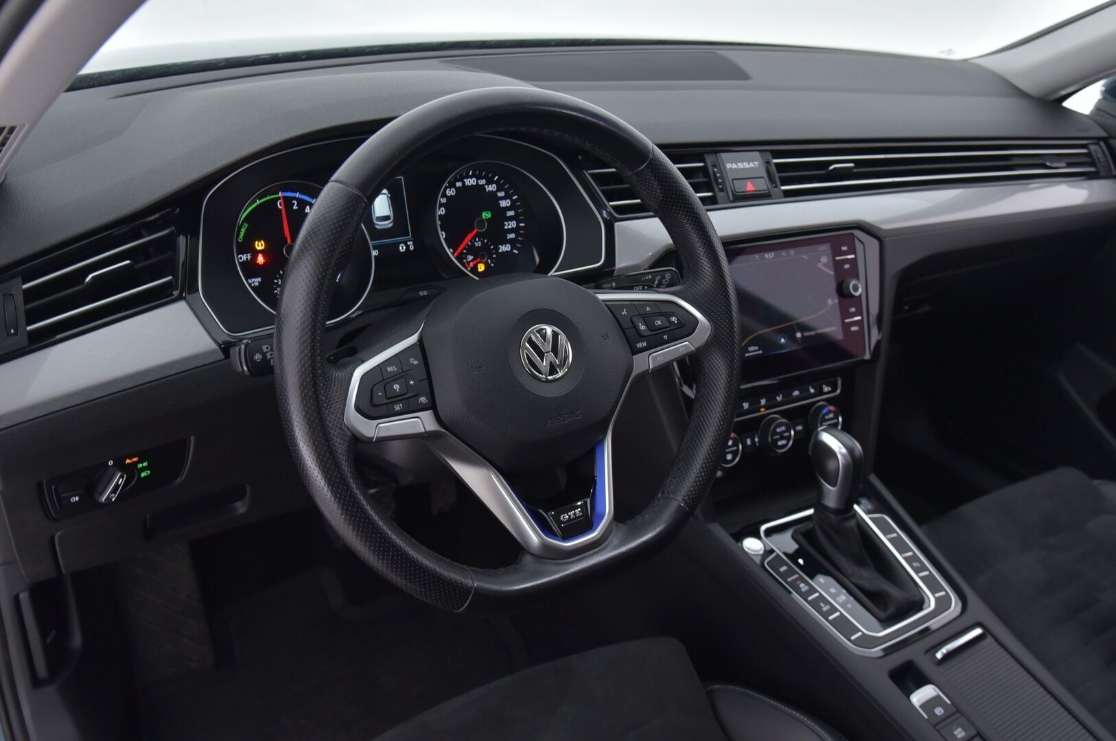 VOLKSWAGEN PASSAT GTE 2020 Variant GTE Plug-In Hybrid 160 kW DSG - | Adapt. vakkari | Webasto | Kaistavahti | P.kamera | Koukku |