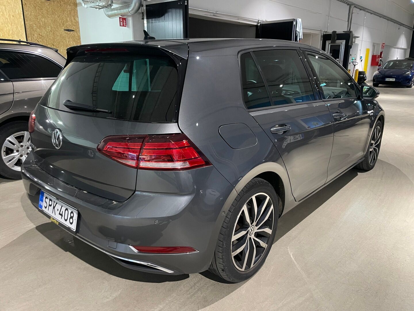 VOLKSWAGEN GOLF 2019 e-Golf 100 kW (136 hv) aut. - | Hyvät varusteet! | Merkkihuollettu | ACC | Digimittaristo | Nahat | P-Kamera | KeyLessGo | Tutkat | BLIS | Lämmitettävä lasi | 