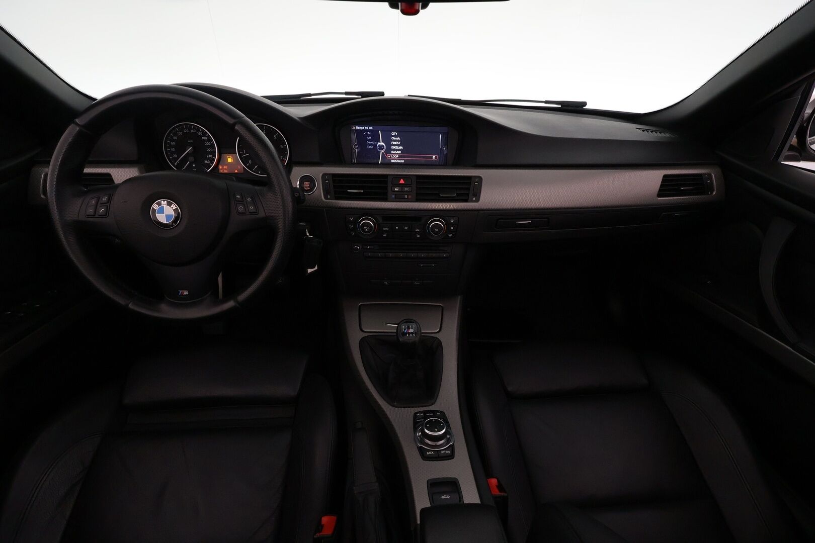 BMW 320 2010 320i M-Sport Cabriolet **HiFi / Xenon / Sporttipenkki Muistilla / Nahkaverhoilu / Vakkari** - Huippu Siisti!