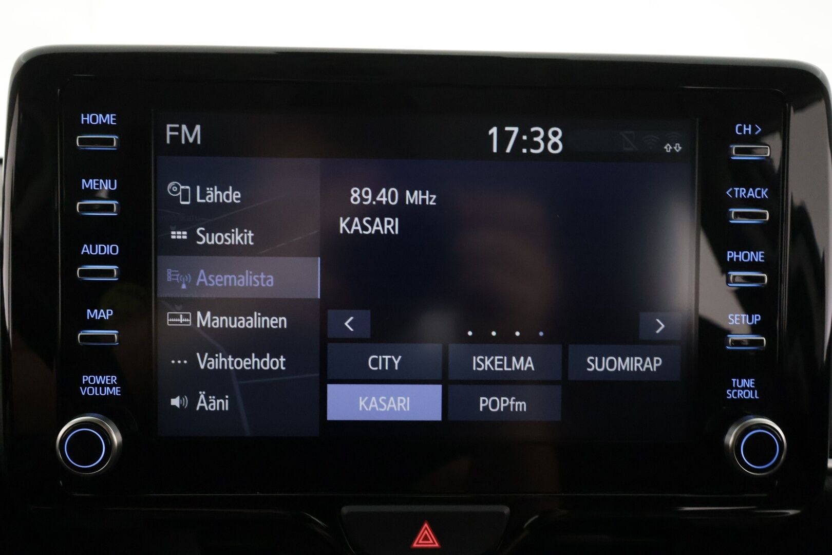 Toyota Yaris 2023 1,5 Hybrid Style Business - | ACC | LED | LTA | BSM | Navi | P.kamera | Keyless | Apple & Android | RCTA | Lämm. ratti | Lohko + sisälämmitin | Merkkihuollot | 1-om suomiauto | 