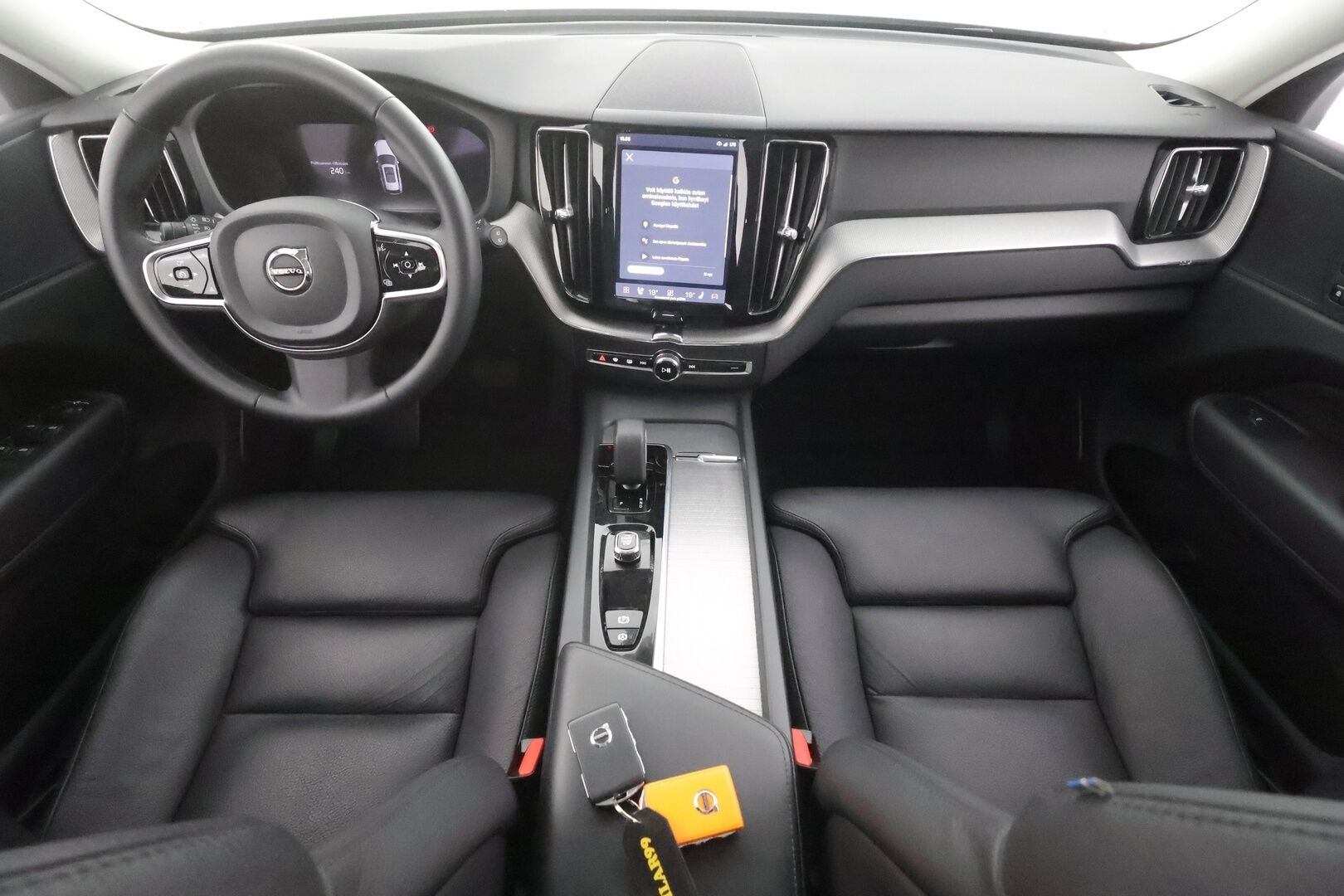 Volvo XC60 2024 T6 AWD Long Range Plus Bright aut - | ACC | Webasto | Koukku | Sporttinahat muistilla | Panorama | P.kamera | Pilot assist | High perf. audio | Keyless | 1-om suomiauto | 