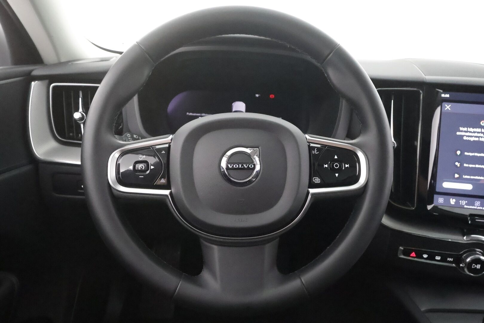 Volvo XC60 2024 T6 AWD Long Range Plus Bright aut - | ACC | Webasto | Koukku | Sporttinahat muistilla | Panorama | P.kamera | Pilot assist | High perf. audio | Keyless | 1-om suomiauto | 