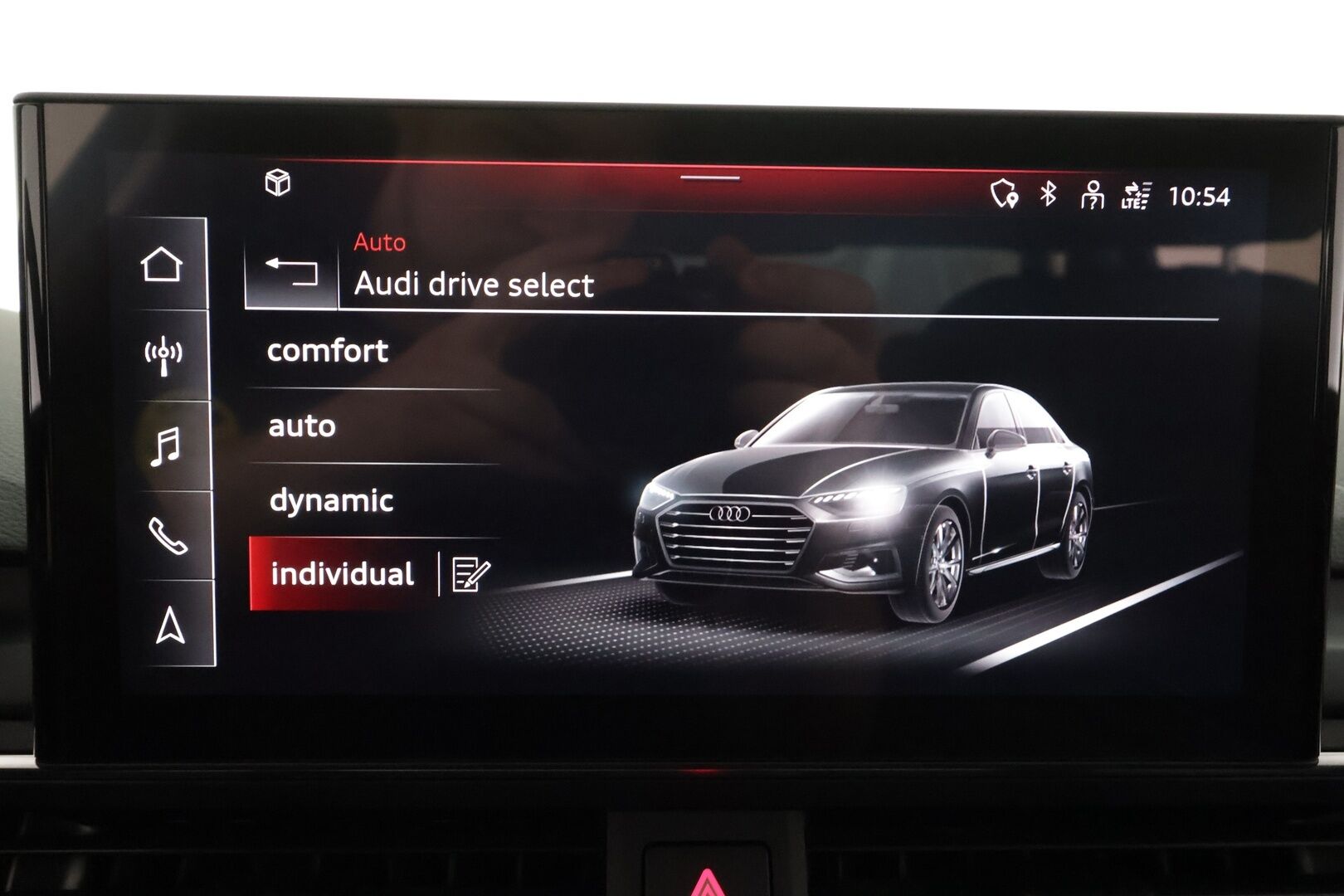 Audi A4 2023 Sedan 35 TFSI MHEV Progress - | Vakkari | Lisälämmitin | Koukku | LED | P.Kamera | Digimittaristo | Apple&Android | 1.Om Suomi-auto | Kahdet Renkaat |