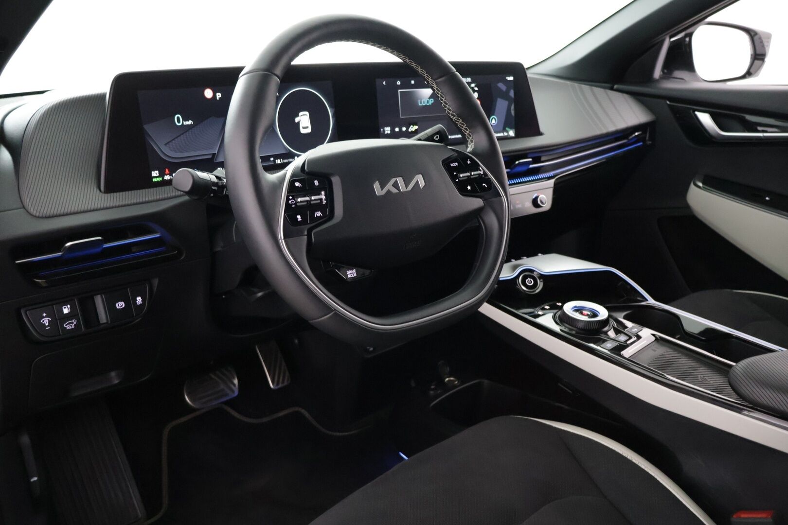 Kia EV6 2023 GT-Line AWD 77 kWh 325 hv - | Adapt.Vakkari | Lämpöpumppu | Navi | Tuuletetut etuistuimet | Peruutuskamera | TULOSSA |