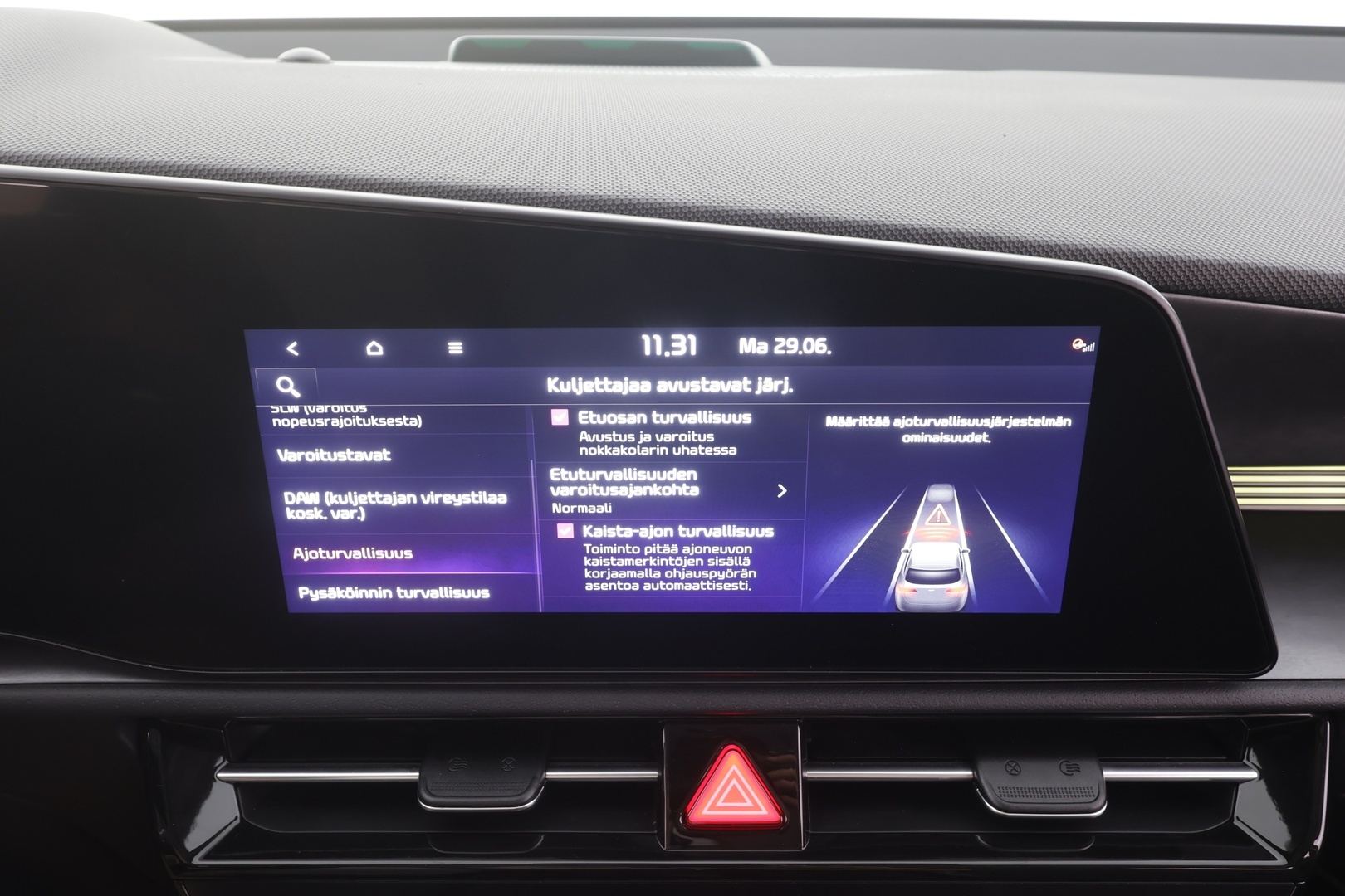 Kia Niro 2024 1,6 GDI Plug-In Hybrid EX DCT - | Koukku | ACC | LED | P.Kamera | Sähköpenkki | Navi | Kaistavahti | Keyless | Apple&Android | Digimittaristo | Kahdet renkaat | Suomi-auto |