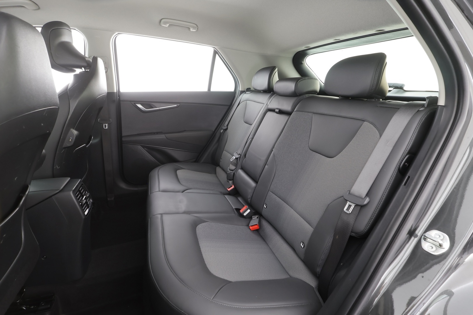 Kia Niro 2024 1,6 GDI Plug-In Hybrid EX DCT - | Koukku | ACC | LED | P.Kamera | Sähköpenkki | Navi | Kaistavahti | Keyless | Apple&Android | Digimittaristo | Kahdet renkaat | Suomi-auto |