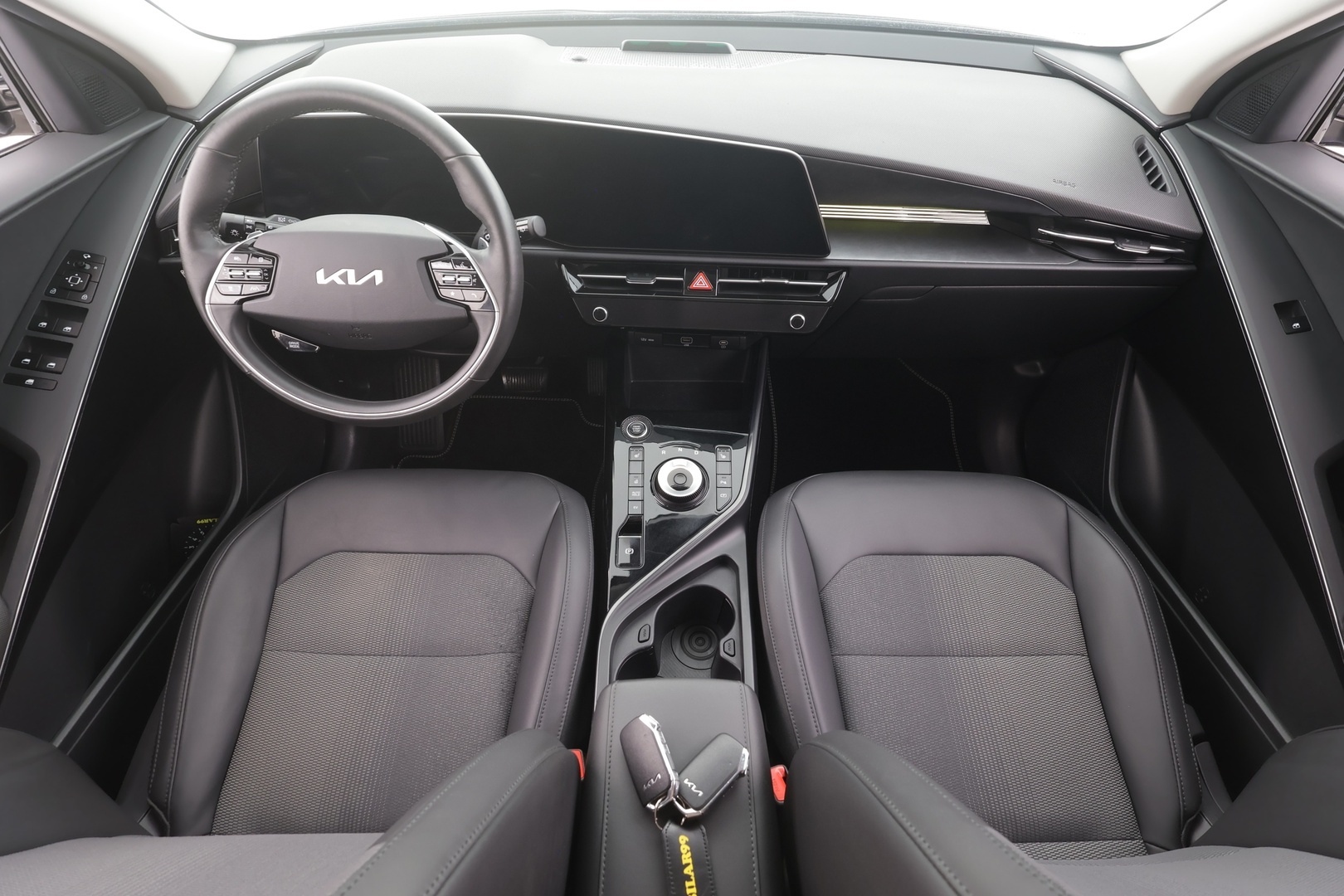 Kia Niro 2024 1,6 GDI Plug-In Hybrid EX DCT - | Koukku | ACC | LED | P.Kamera | Sähköpenkki | Navi | Kaistavahti | Keyless | Apple&Android | Digimittaristo | Kahdet renkaat | Suomi-auto |
