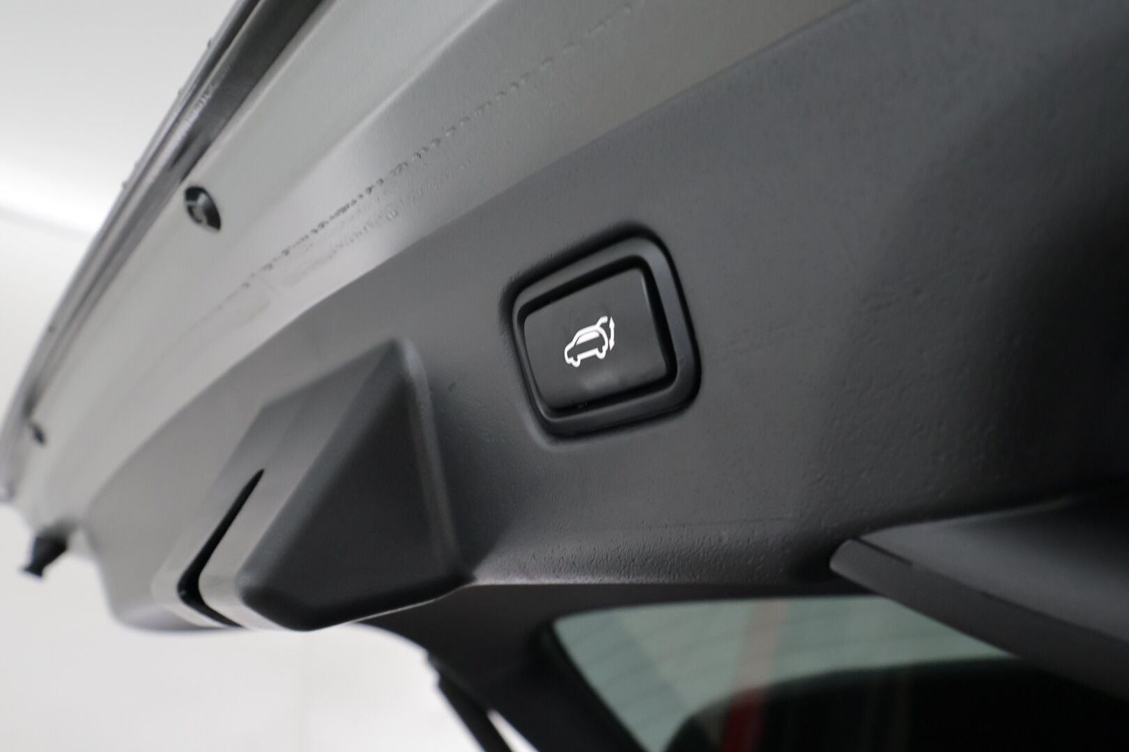 Kia Niro 2024 EX 64,8kWh 204hv Premium - | ACC | ILP | Puolinahat | Sähköpenkki | P.kamera | Sähk. takaluukku | LED | Keyless | HDA | Lämm. ratti | 1-om suomiauto | 2x renkaat aluin |