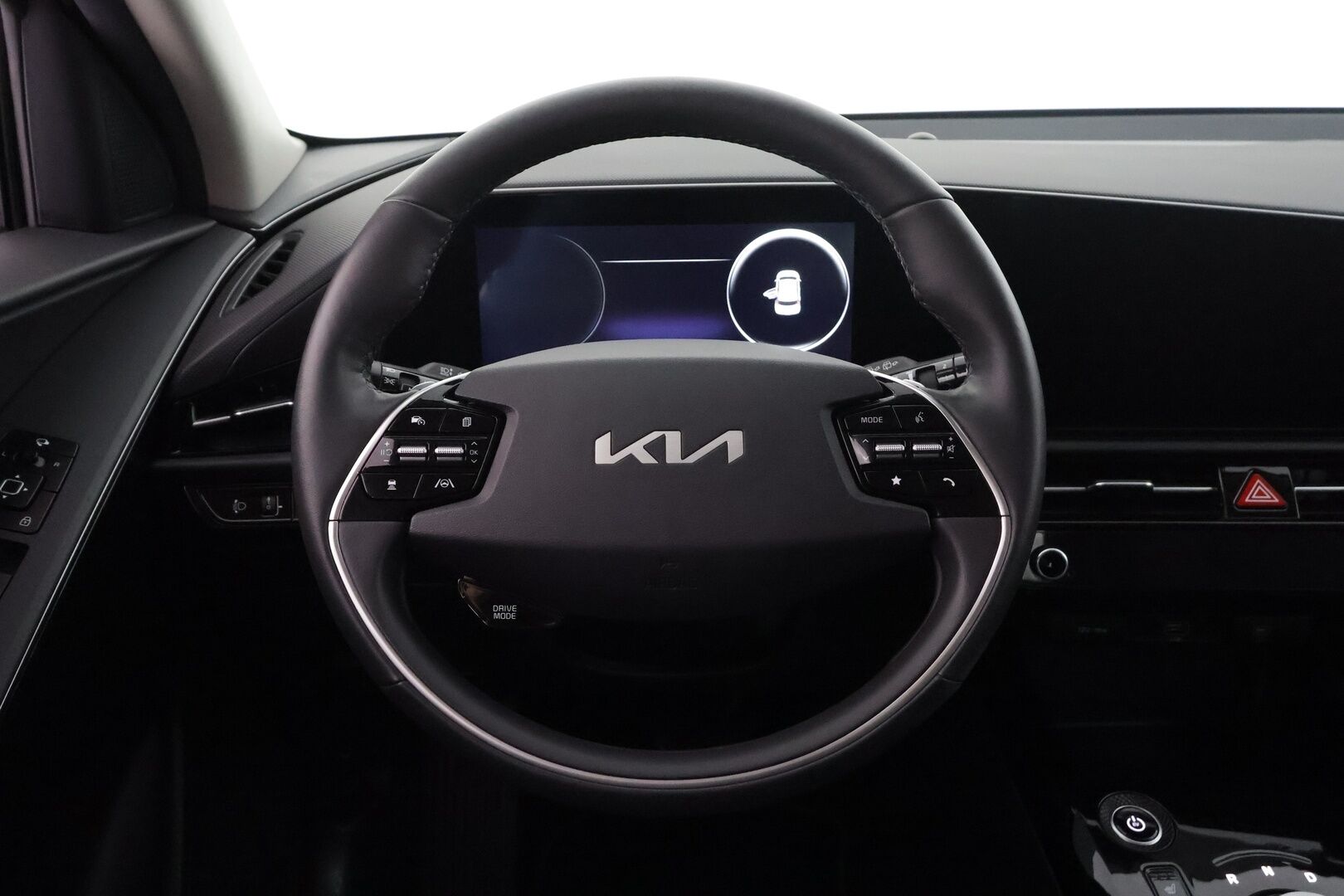 Kia Niro 2024 EX 64,8kWh 204hv Premium - | ACC | ILP | Puolinahat | Sähköpenkki | P.kamera | Sähk. takaluukku | LED | Keyless | HDA | Lämm. ratti | 1-om suomiauto | 2x renkaat aluin |