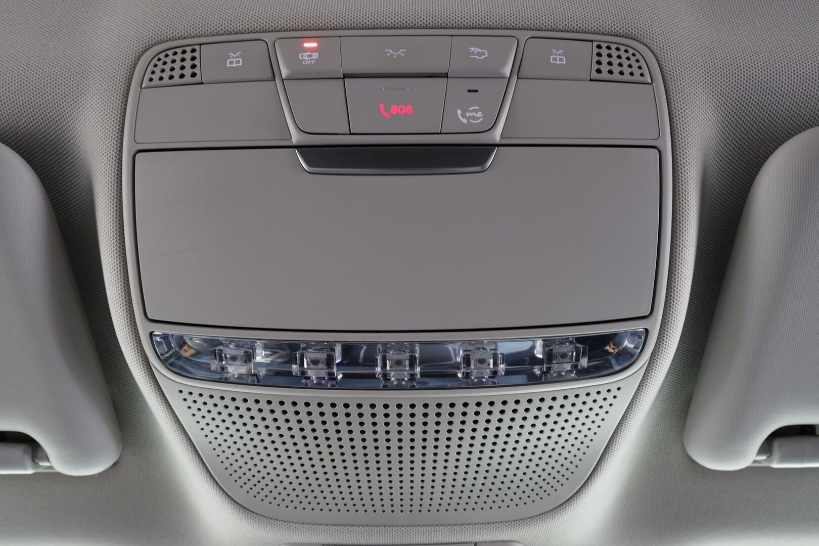 Mercedes-Benz E 2019 220 d 4Matic T A Business * 360° Kamera / Webasto / Multibeam / Koukku / Navi / Katveavustin / Ambient-Valot * - Kahdet renkaat - HULLUT JOULUT KORKOTARJOUS 2,49% 