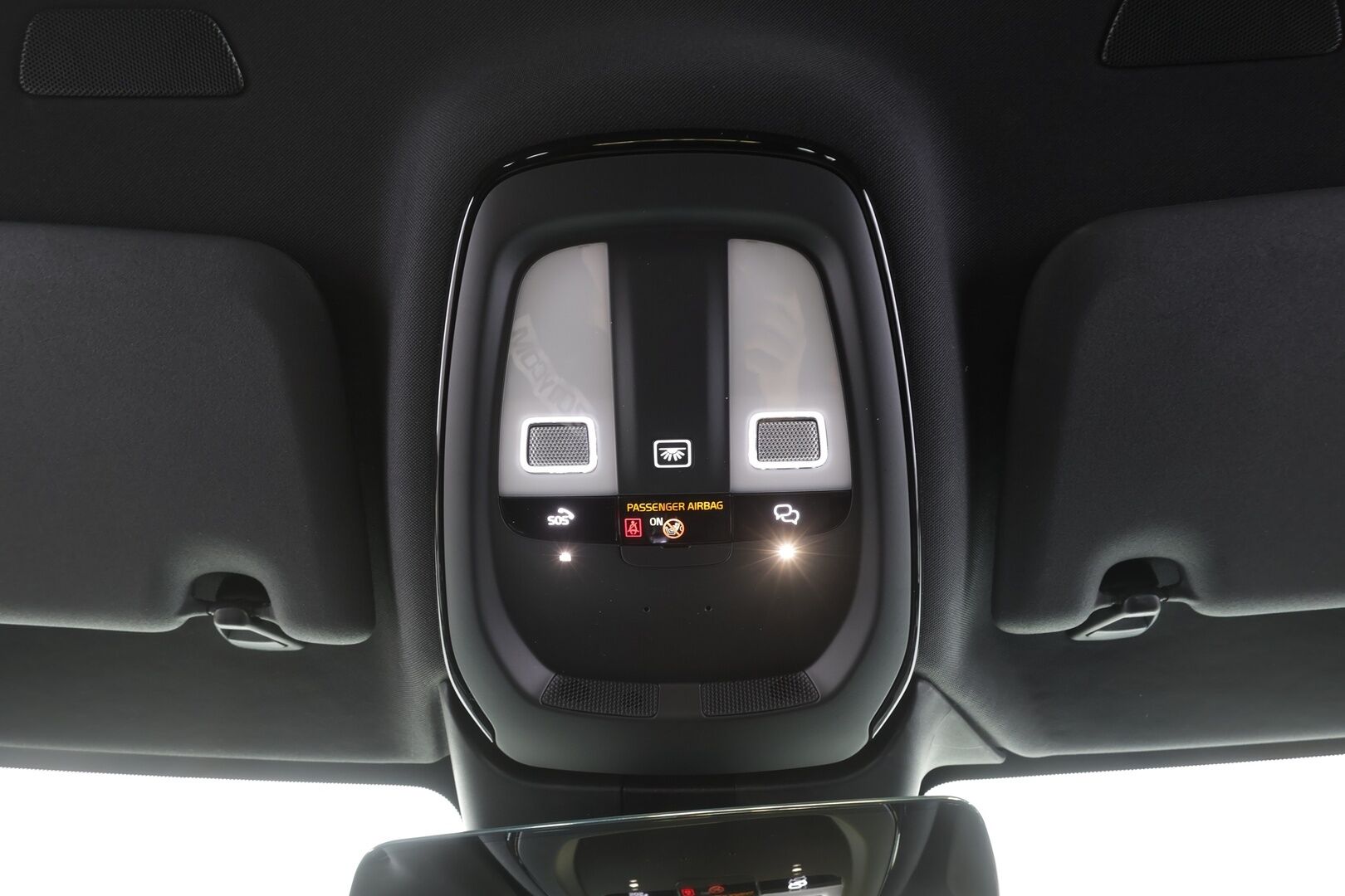 Volvo V60 2024 T6 AWD Long Range Plus Dark aut - | ACC | Lisälämmitin | Koukku | Muistipenkit | Full LED |  High Performance audio | P.Kamera | Keyless | Apple&Android | 1.Om Suomi-auto | Kahdet Renkaat | Merkkihuollettu |