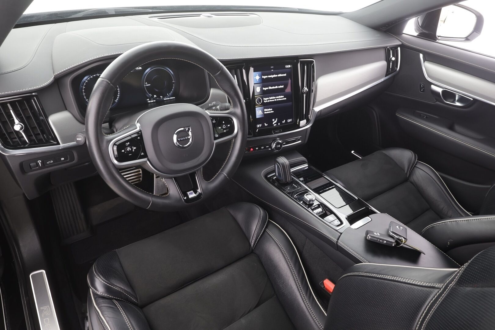 Volvo V90 2020 T8 TwE AWD R-Design aut - | Webasto | Koukku | ACC | P.kamera | LED | Sporttipenkki Muistilla | Kaistavahti | Keyless | 2x Latauskaapelit | Kahdet renkaat |