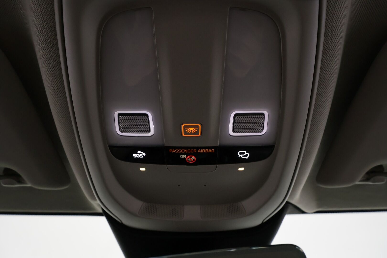 Volvo V60 2024 T8 AWD Long Range High Performance Plus Dark aut - | ACC | Koukku | Sporttinahat muistilla | P.kamera | Full-LED Active | Lämm. tuulilasi | Pilot Assist | Lämm. ratti | Keyless | 1-om suomiauto |