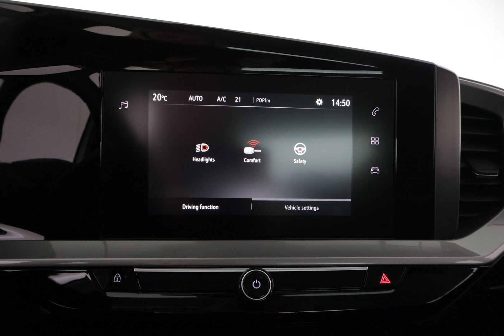 Opel Mokka-e 2023 Comfort 136 automaatti - 1-om. Suomi-auto / Vakkari / P-kamera / Kaistavahti / LED-valot / 2x renkaat / Ratinlämmitin / Aut. Ilmastointi