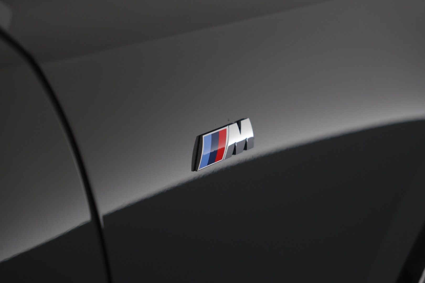BMW i7 2023 G70 xDrive 60 M-Sport - | Executive & Connoisseur paketit | B&W Diamond | Ilmastoidut ja lämmitettävät nahkapenkit |