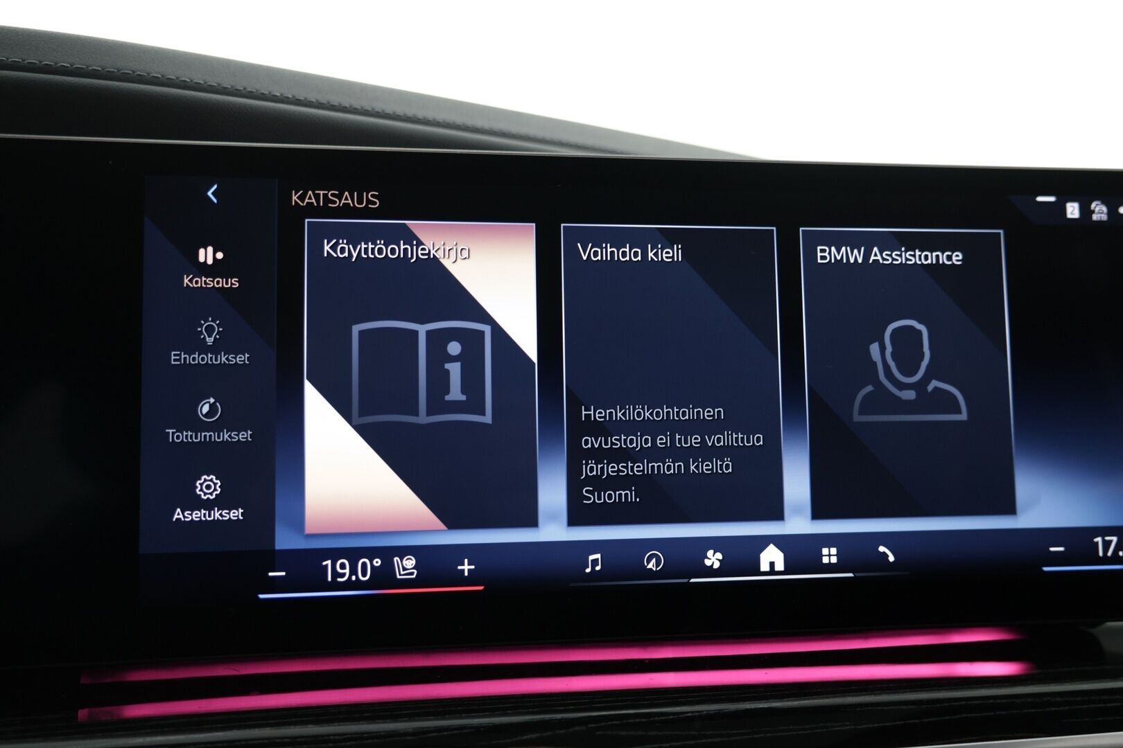 BMW i7 2023 G70 xDrive 60 M-Sport - | Executive & Connoisseur paketit | B&W Diamond | Ilmastoidut ja lämmitettävät nahkapenkit |