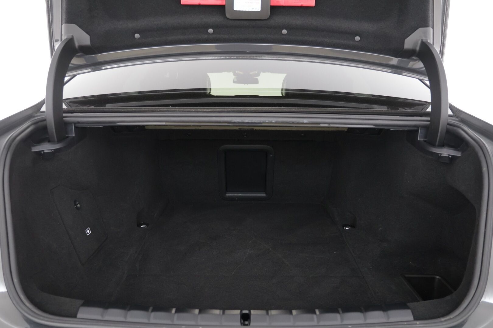 BMW i7 2023 G70 xDrive 60 M-Sport - | Executive & Connoisseur paketit | B&W Diamond | Ilmastoidut ja lämmitettävät nahkapenkit |